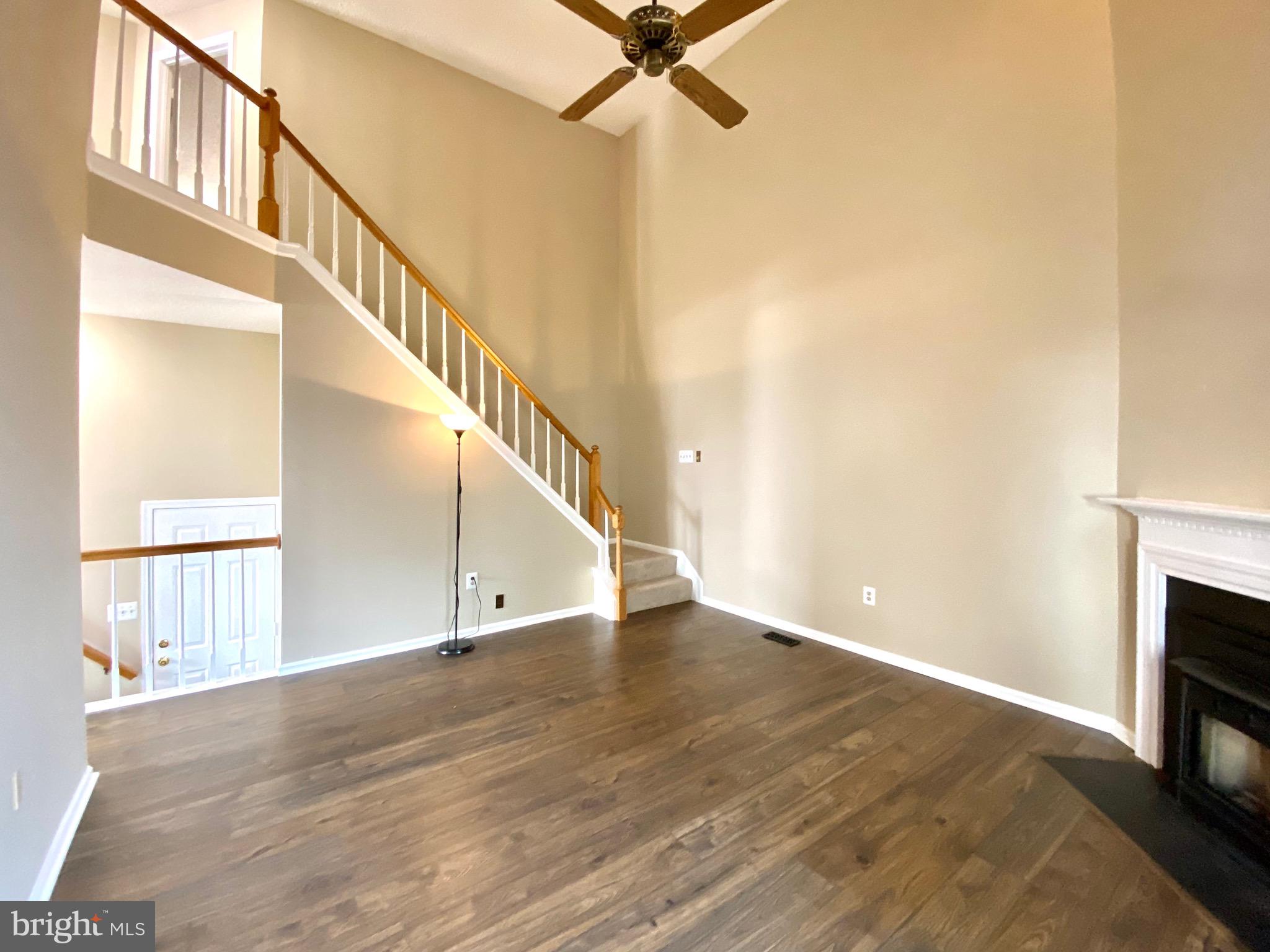 LONGMEAD - Residential