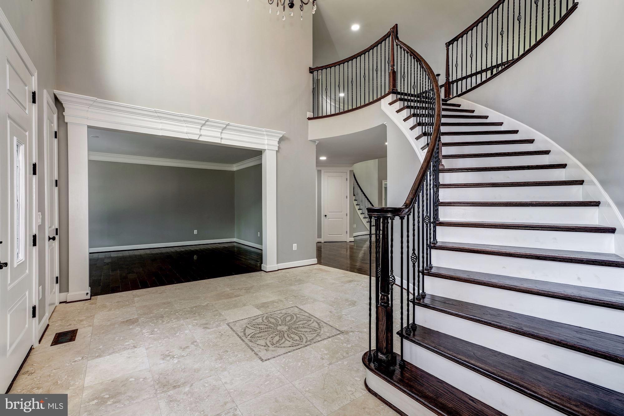 MASON NECK - Residential