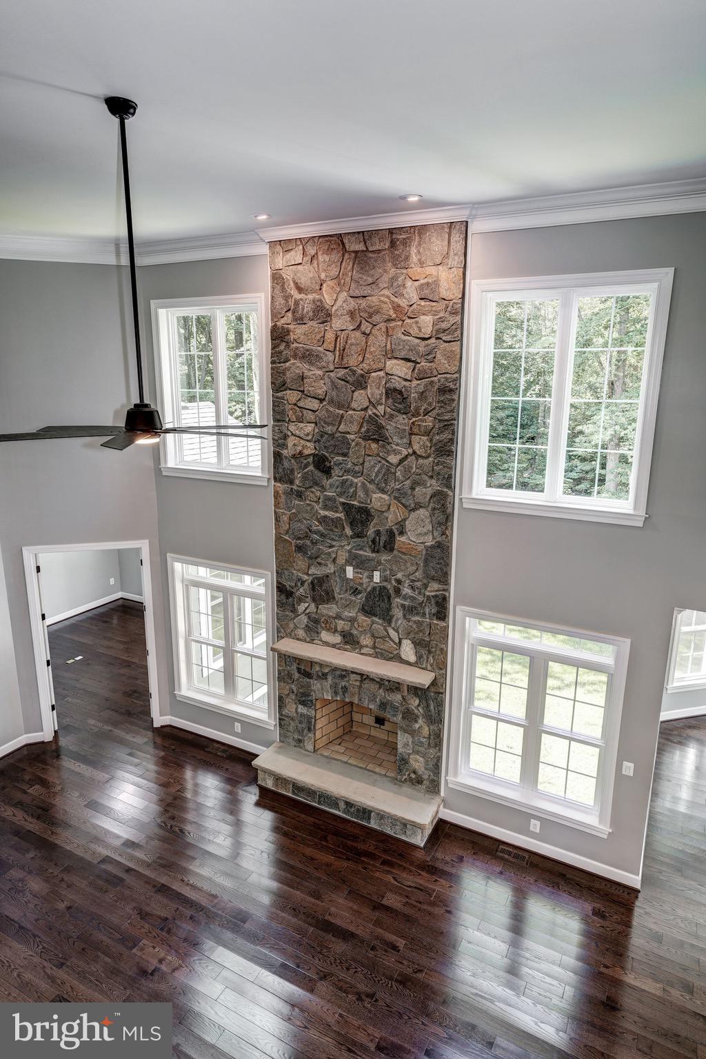 MASON NECK - Residential