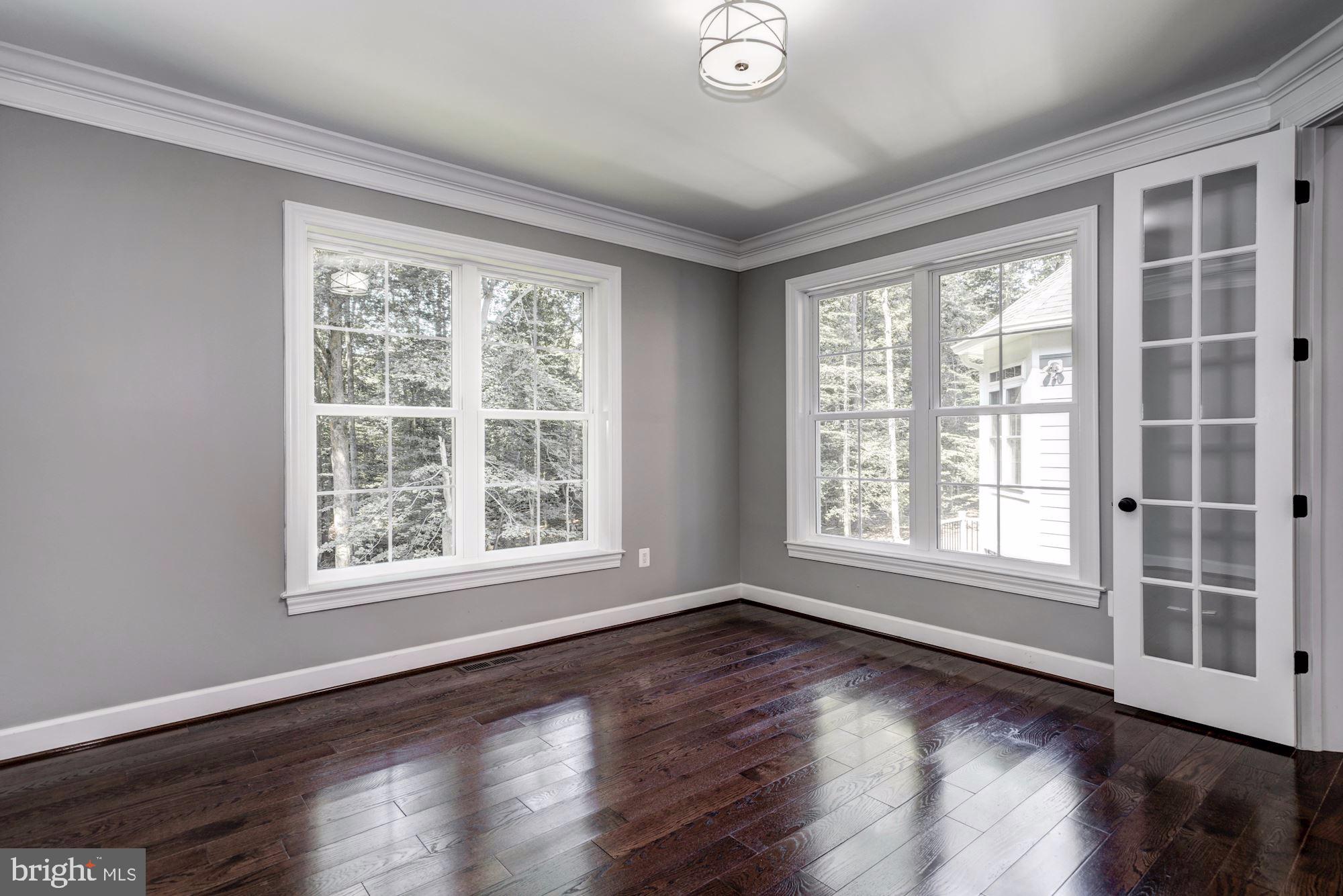 MASON NECK - Residential