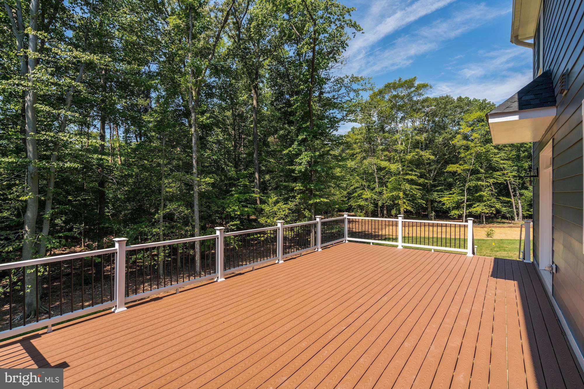 MASON NECK - Residential