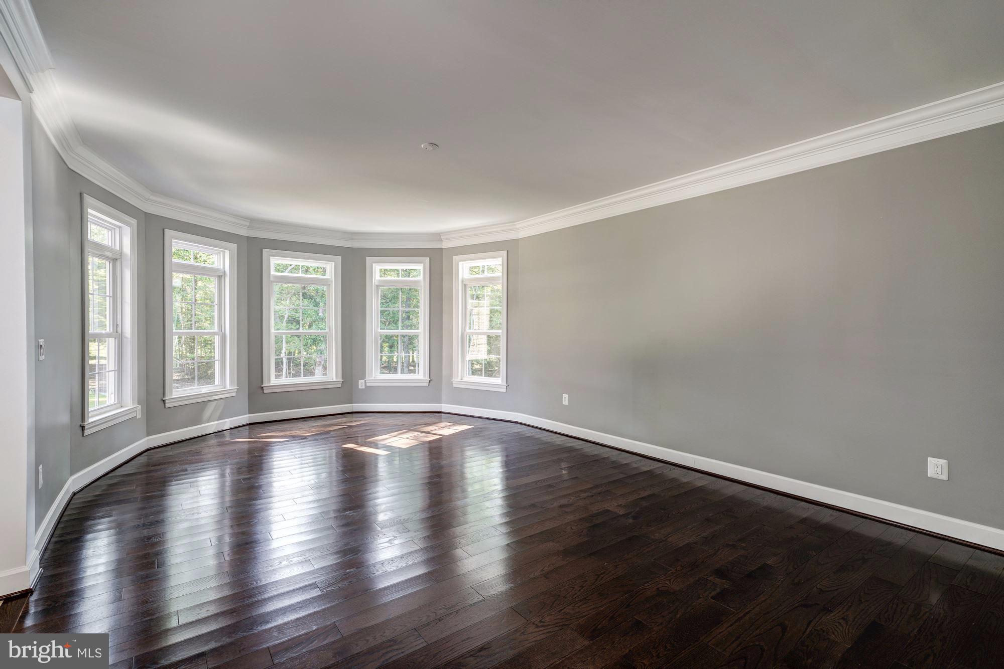 MASON NECK - Residential