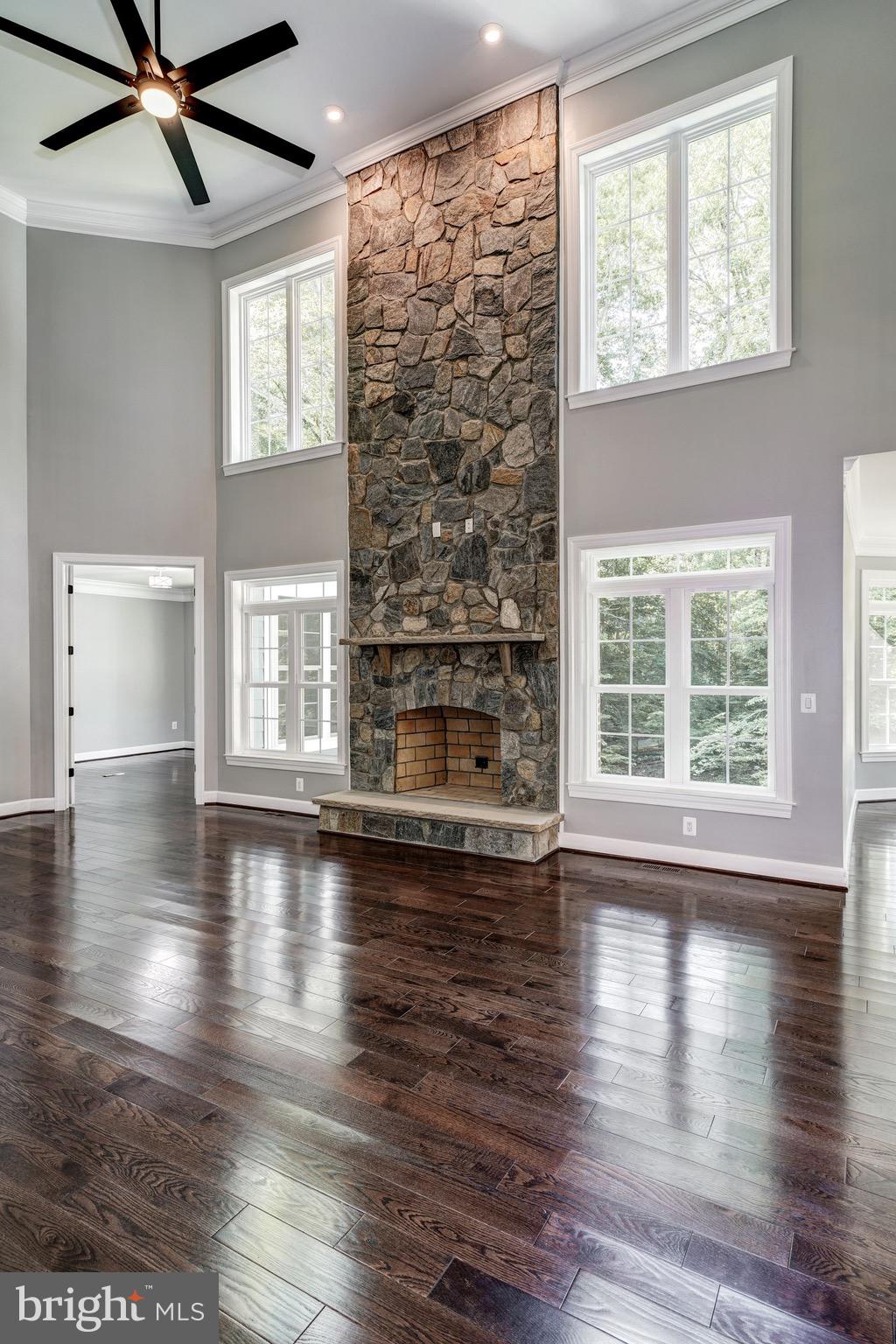 MASON NECK - Residential