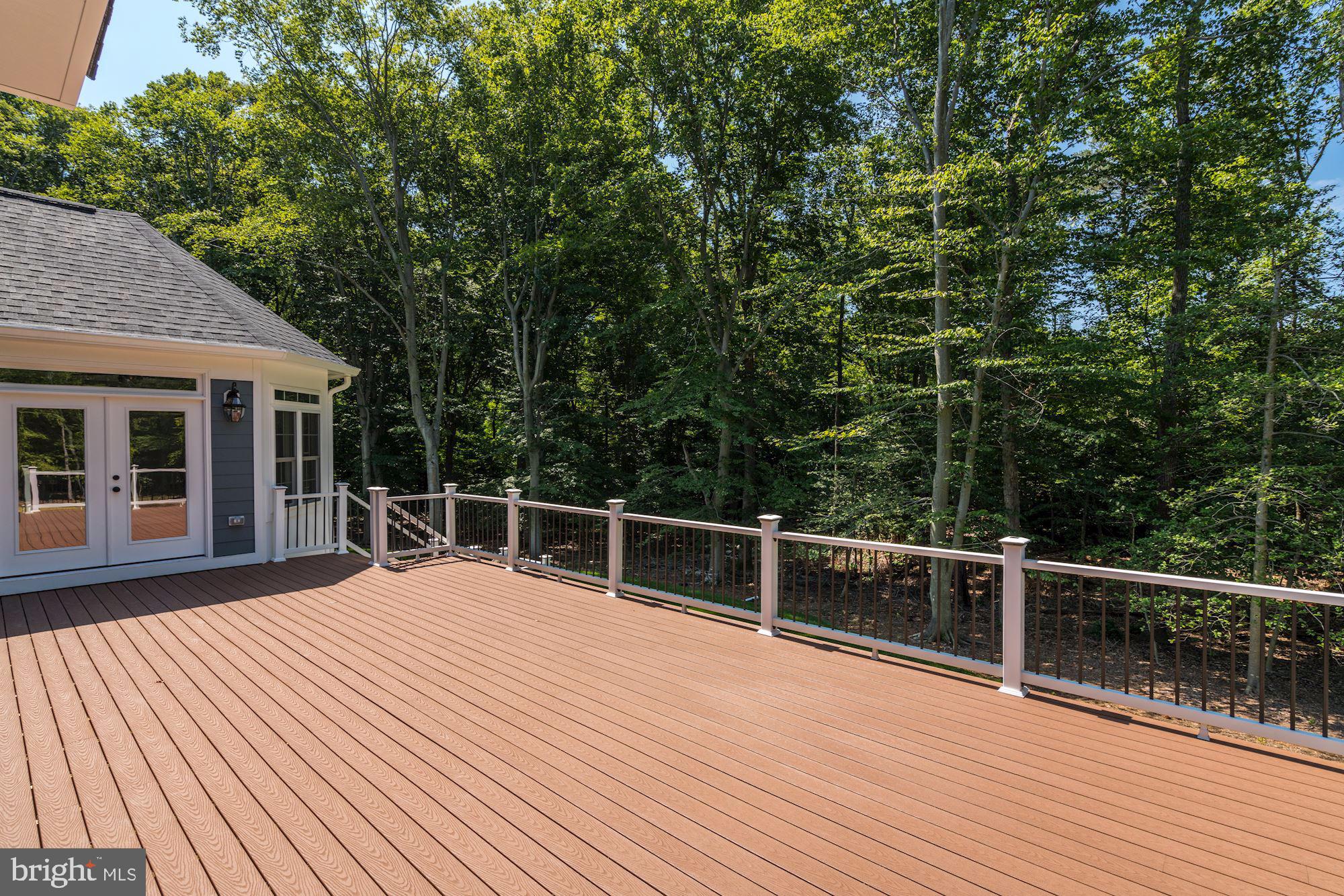 MASON NECK - Residential