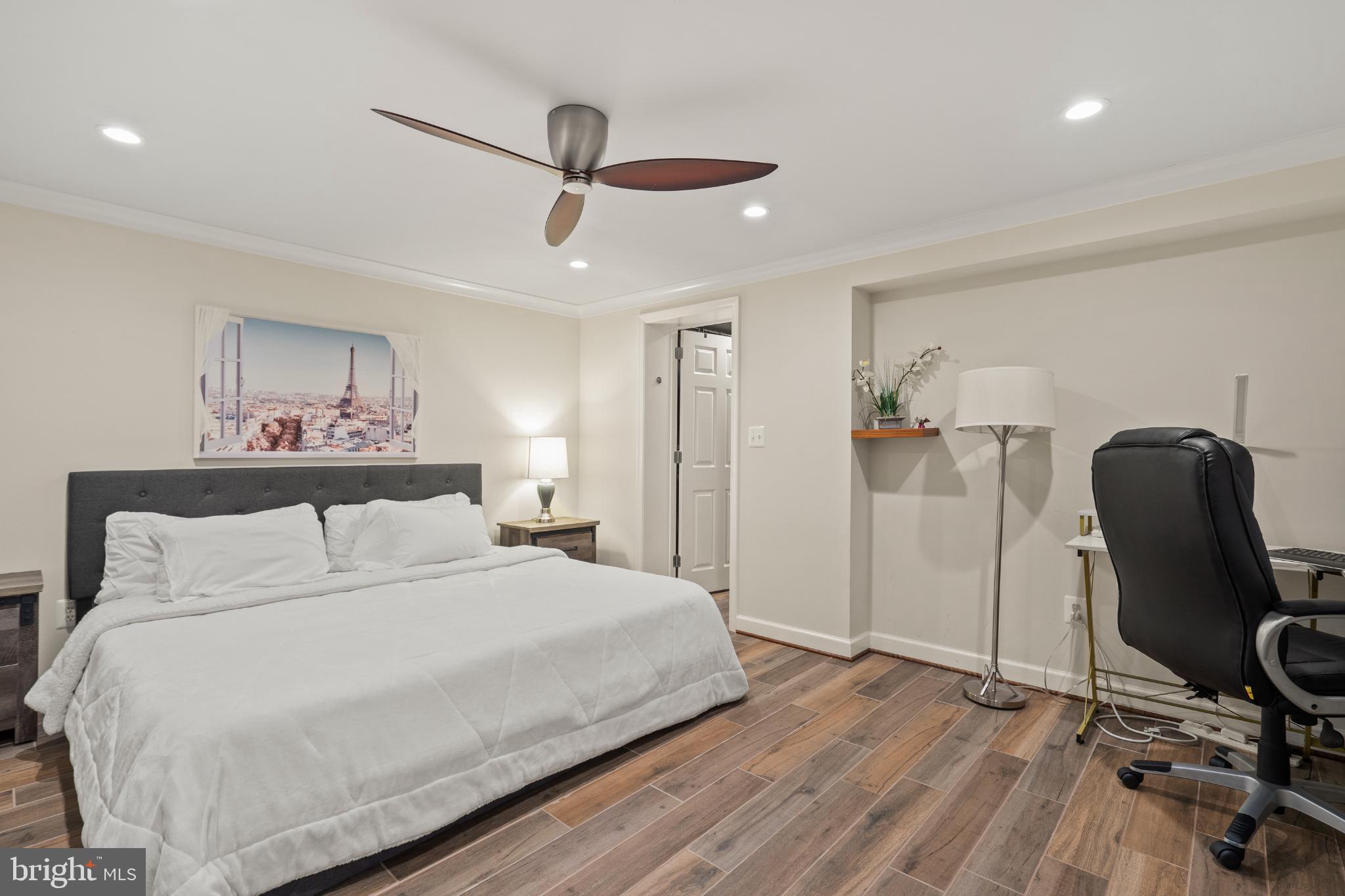 COLLEGE GARDENS - Residential