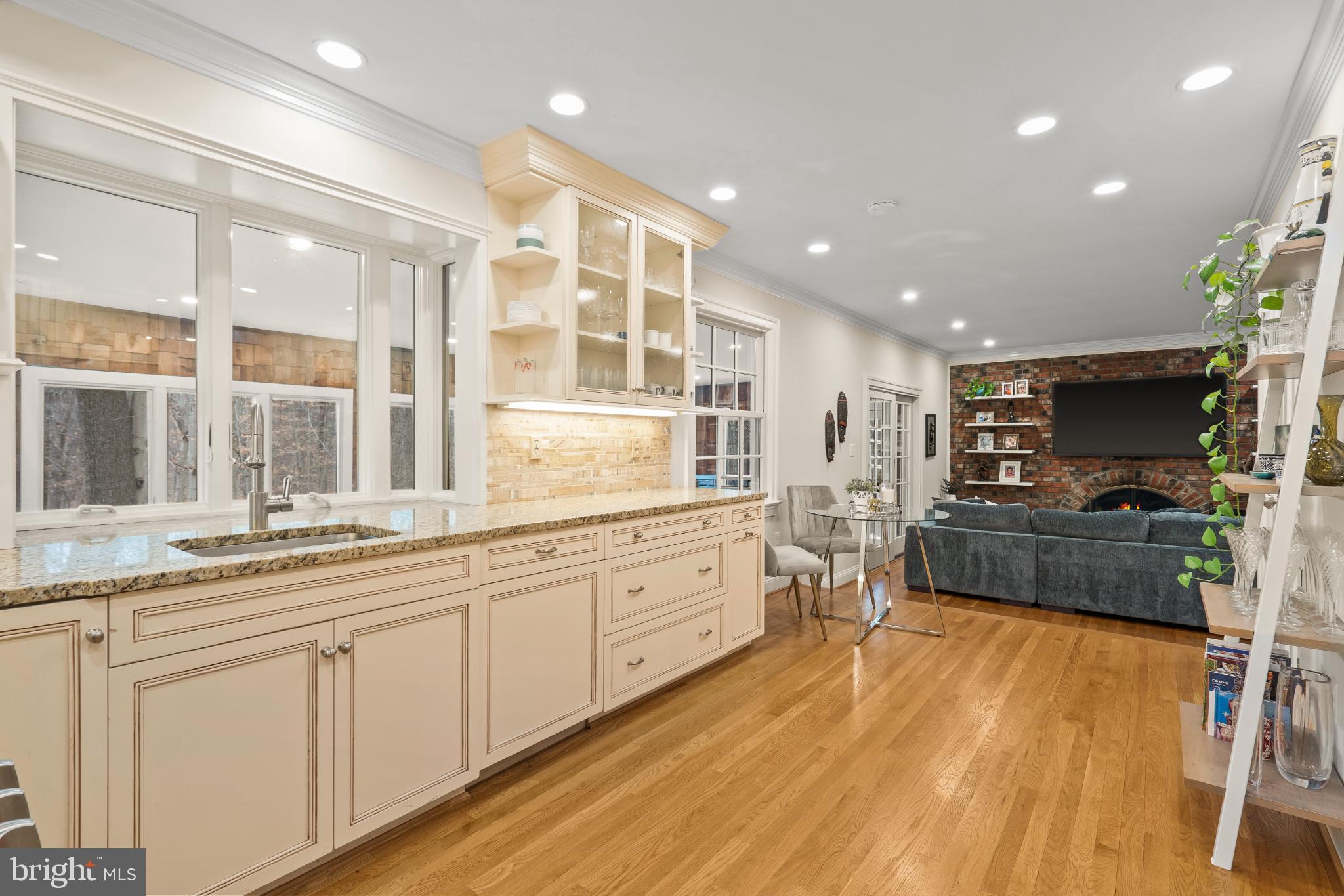 COLLEGE GARDENS - Residential