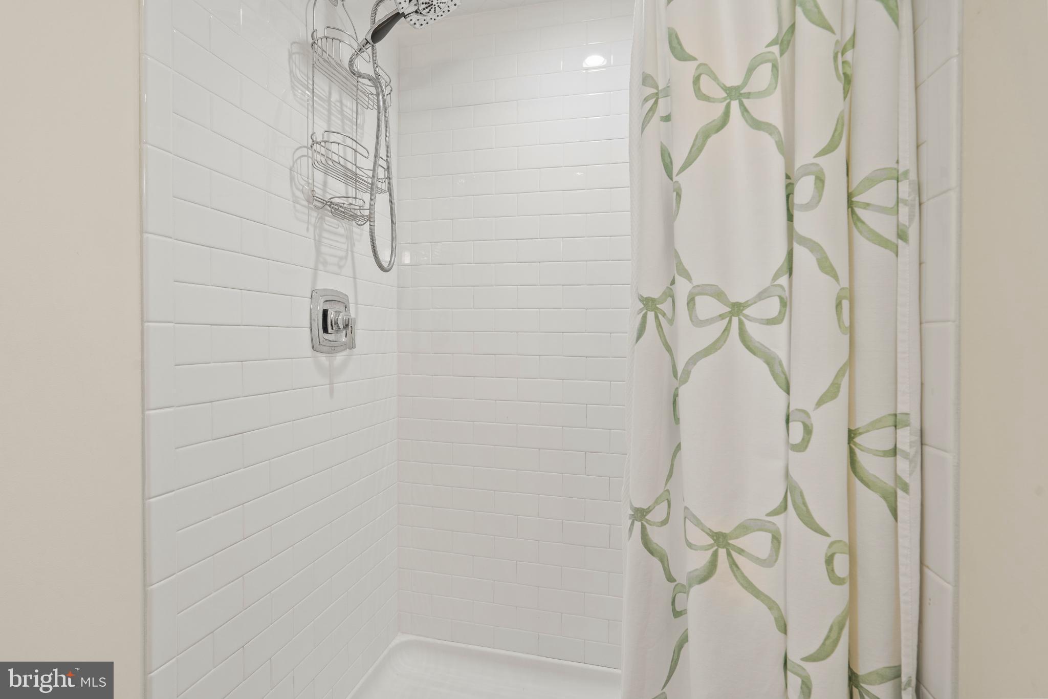 COLLEGE GARDENS - Residential