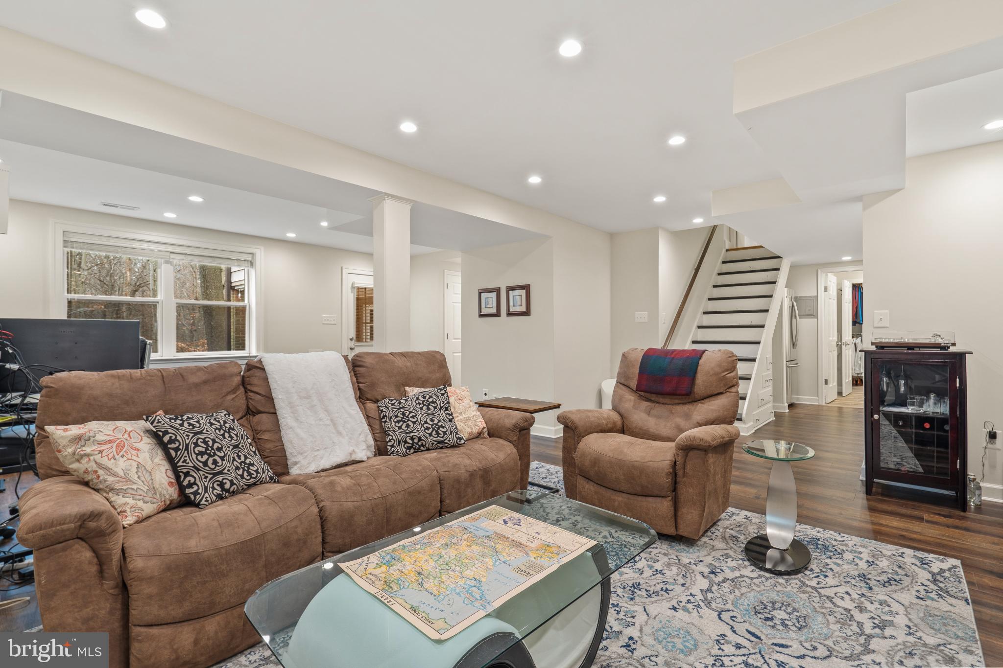 COLLEGE GARDENS - Residential