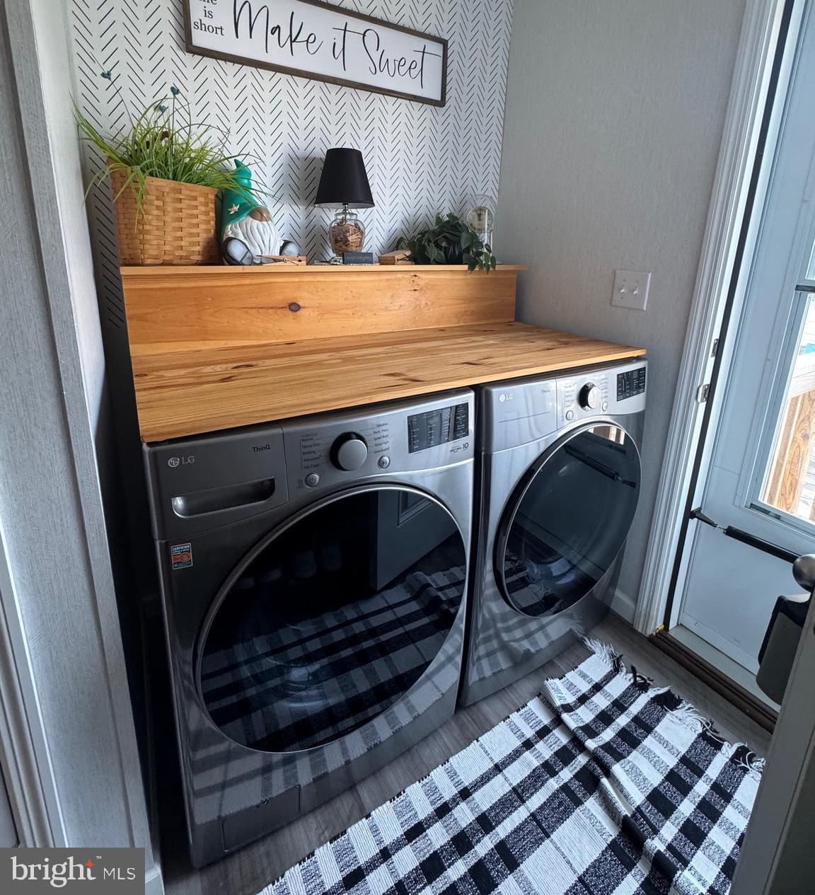 MARINERS COVE - Residential