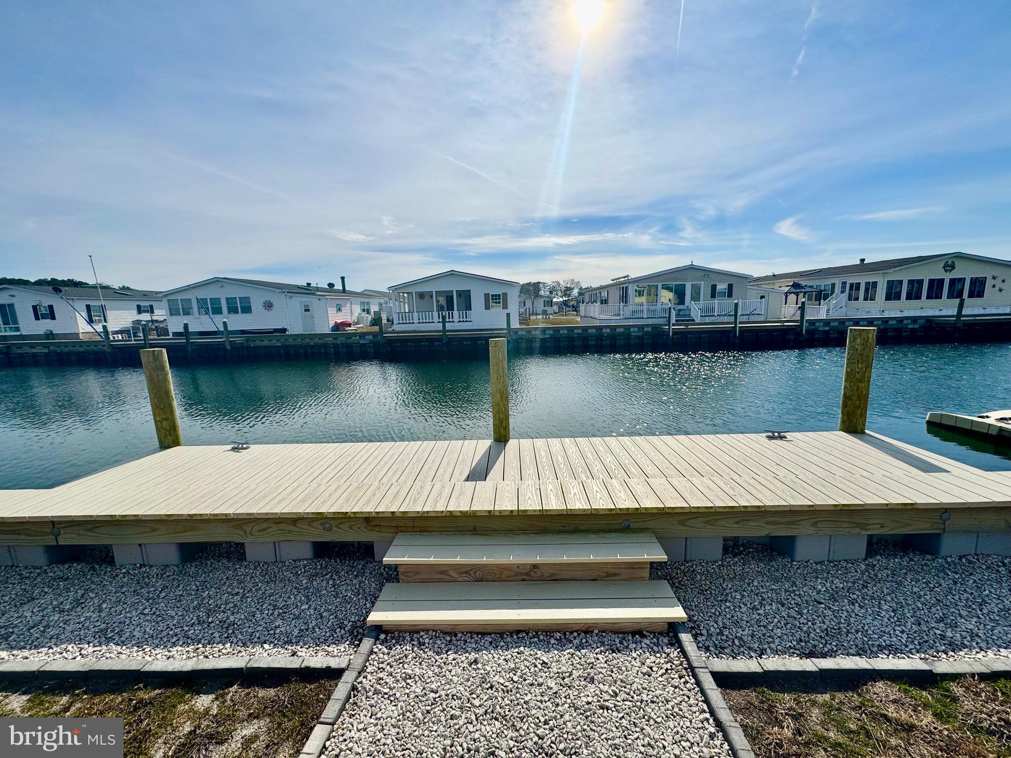 MARINERS COVE - Residential