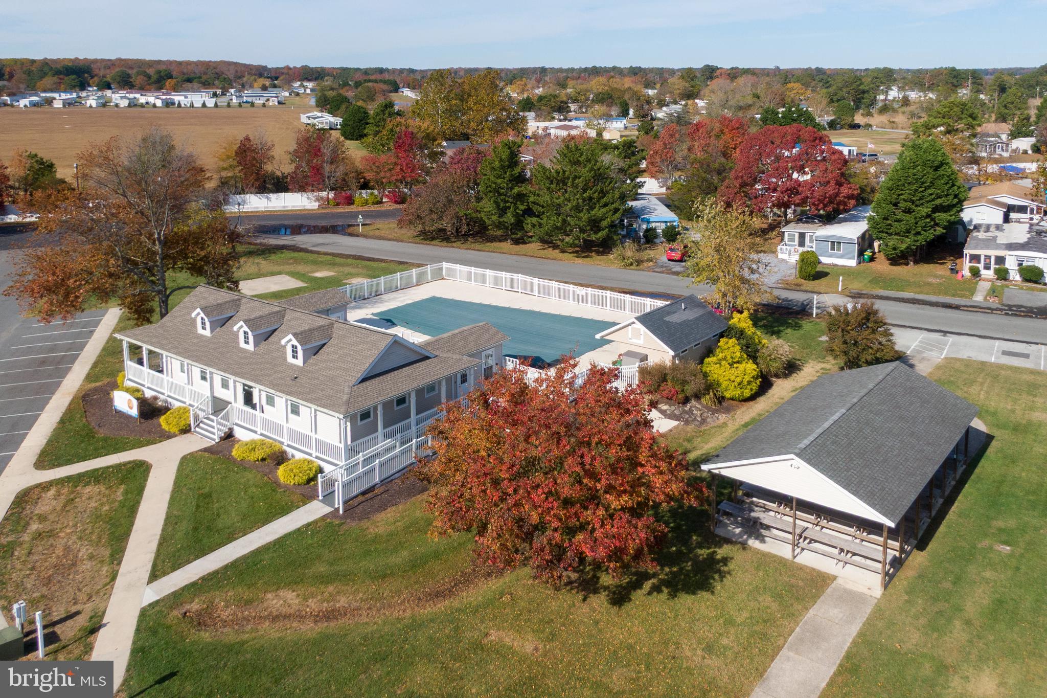 MARINERS COVE - Residential