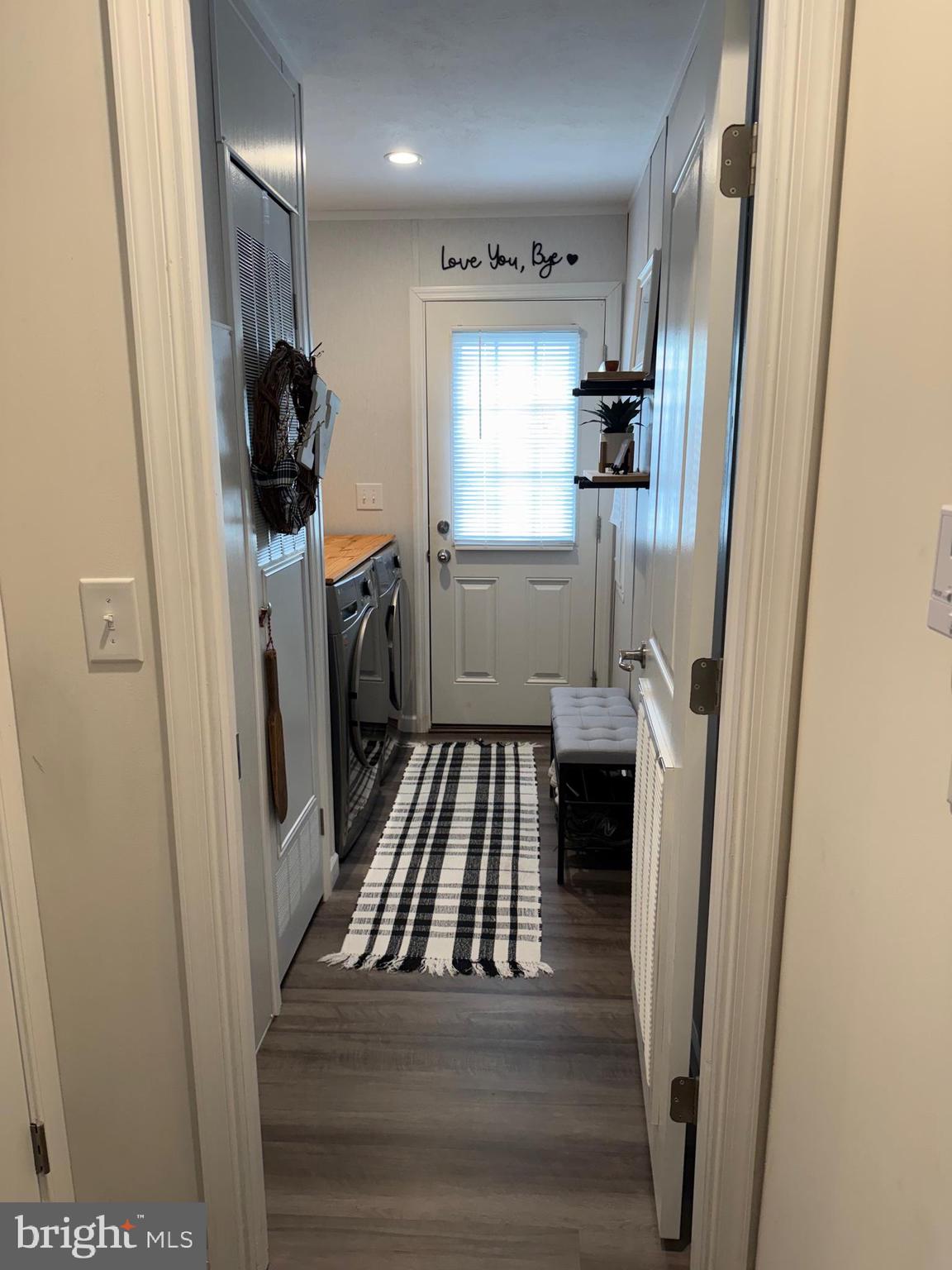 MARINERS COVE - Residential