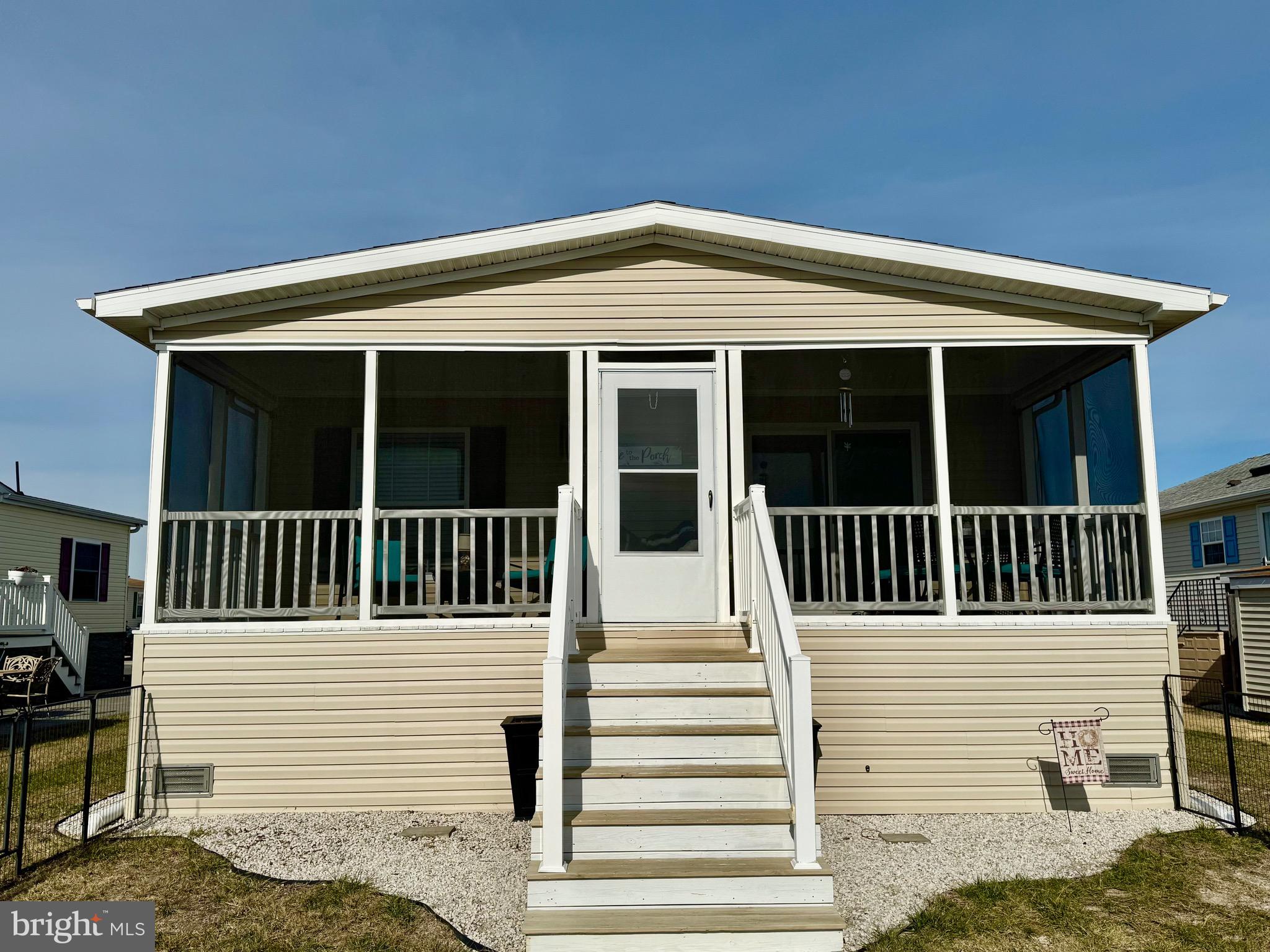 MARINERS COVE - Residential