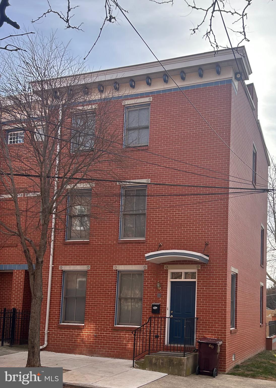 Photo 1 of 41 — 608 W 9TH STREET, WILMINGTON, DE 19801