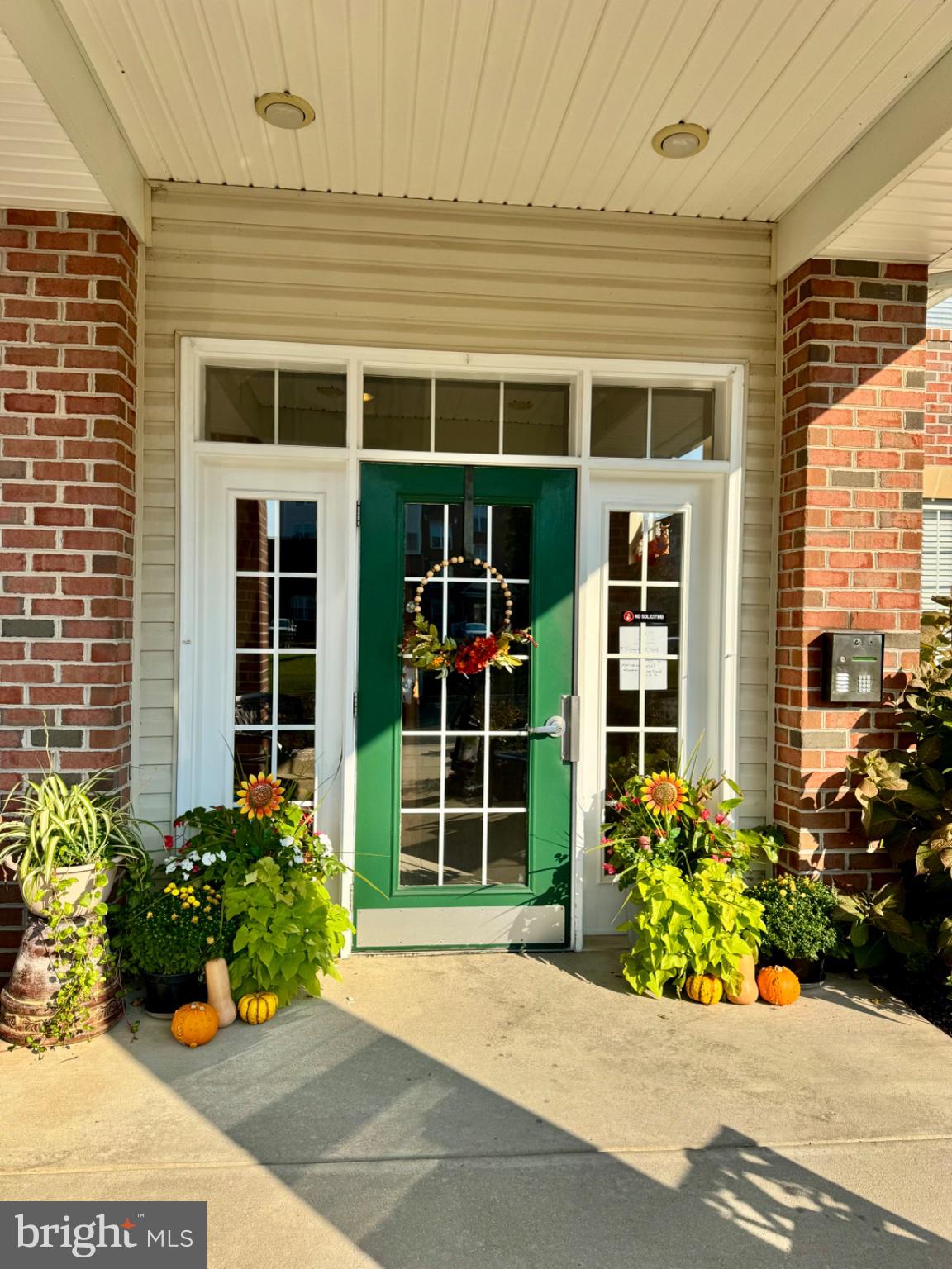 1603 MARTHA COURT 404