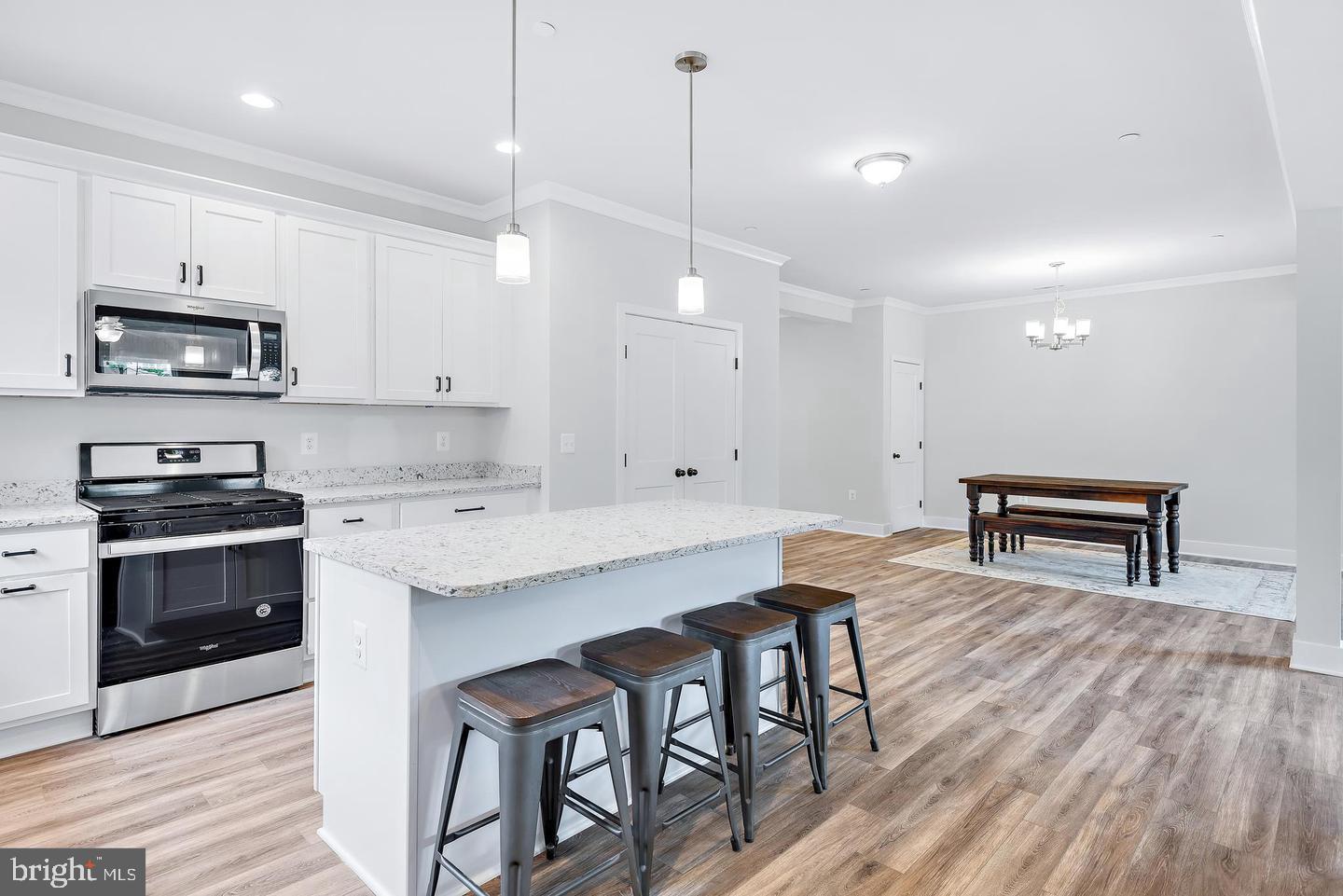 SYLVAN SHORES - Residential