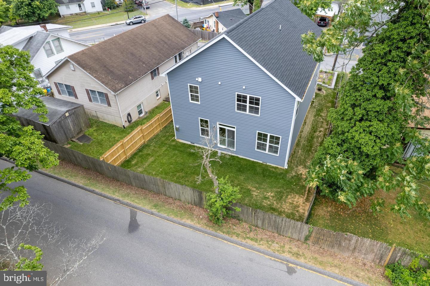 SYLVAN SHORES - Residential