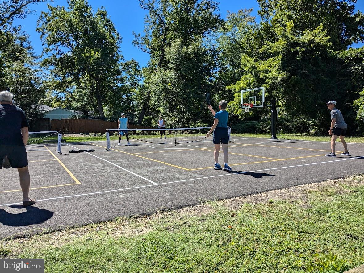 SYLVAN SHORES - Residential