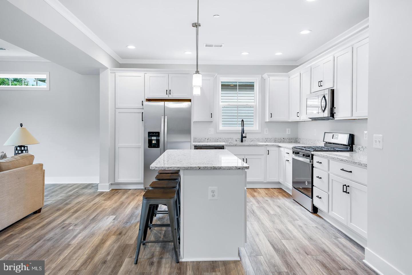 SYLVAN SHORES - Residential