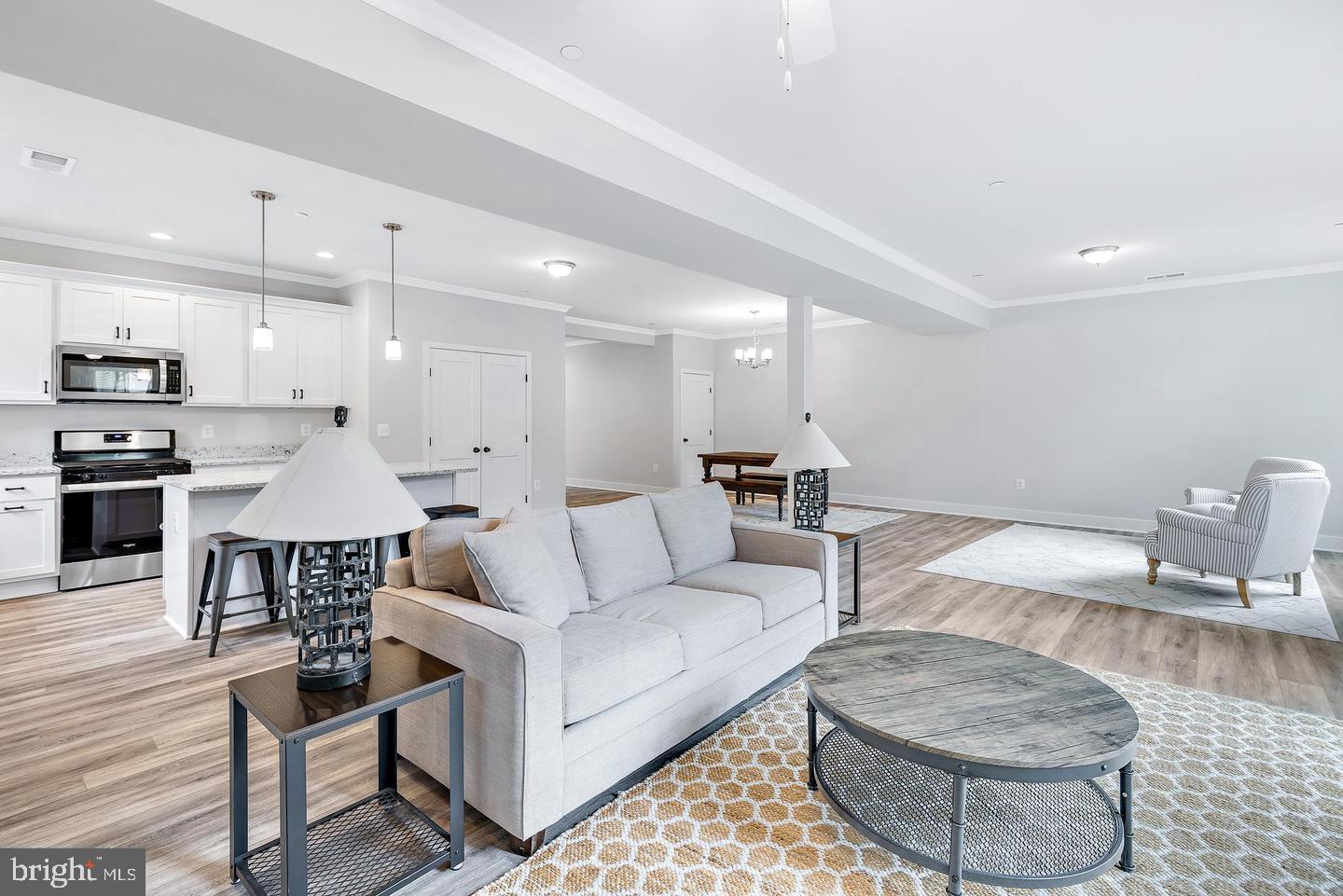 SYLVAN SHORES - Residential