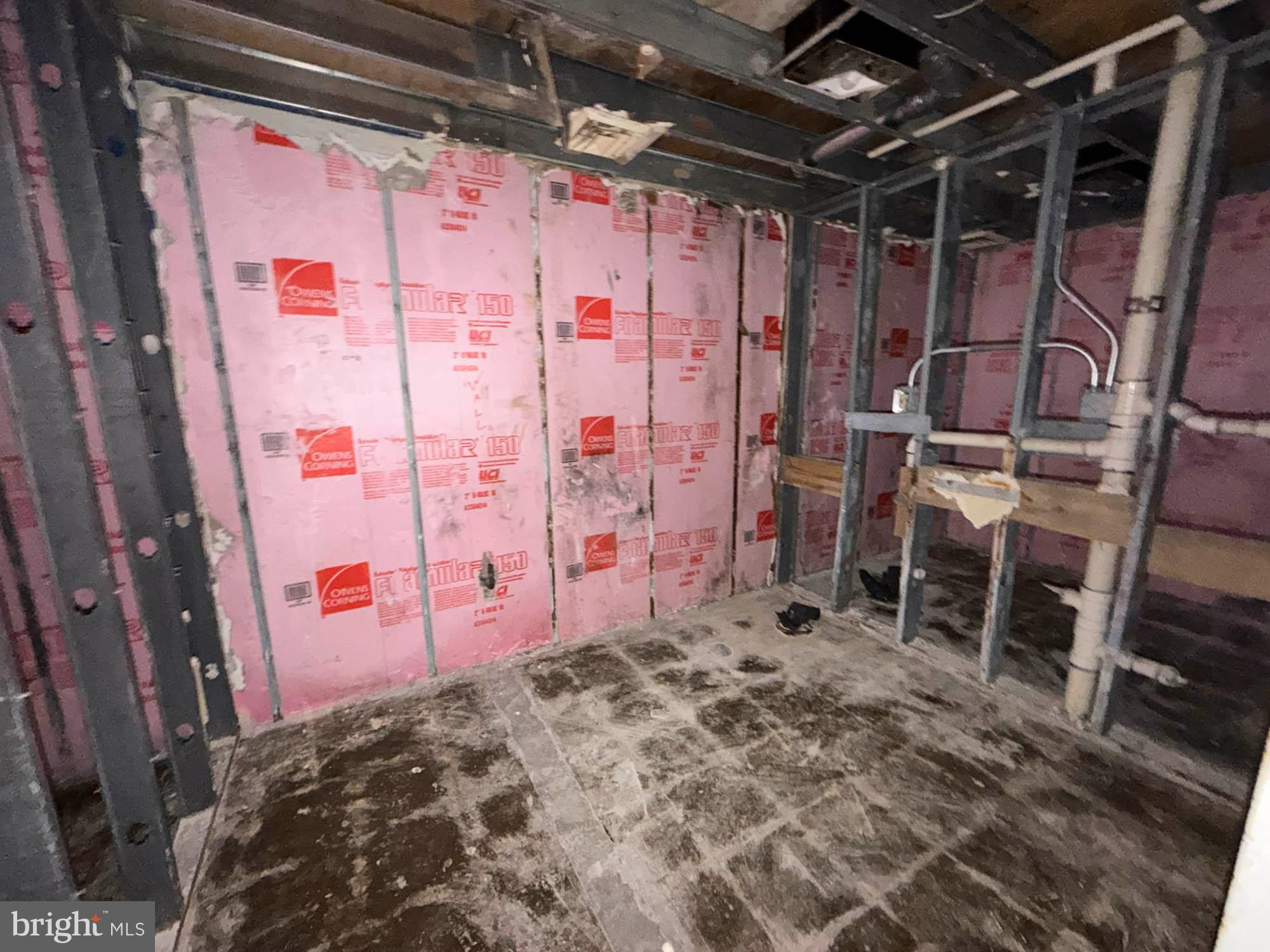 OVERLEA - Commercial Sale