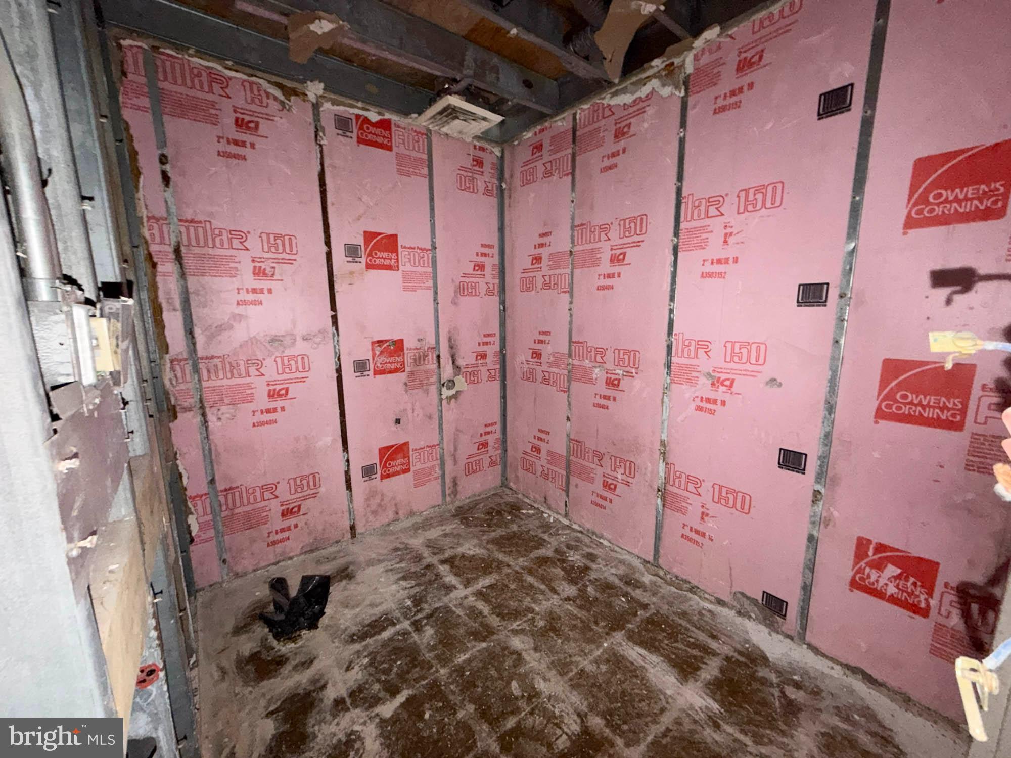 OVERLEA - Commercial Sale