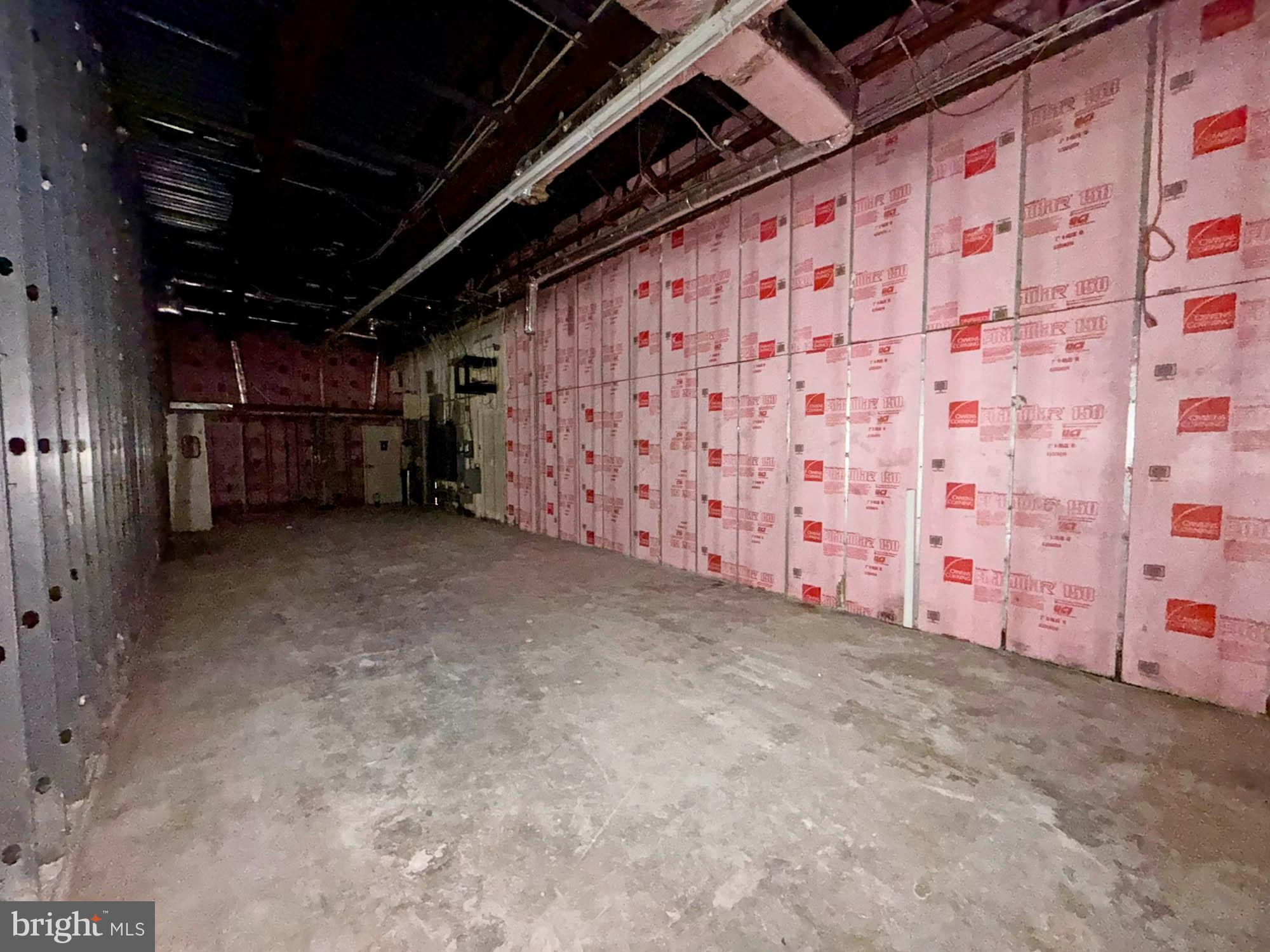 OVERLEA - Commercial Sale