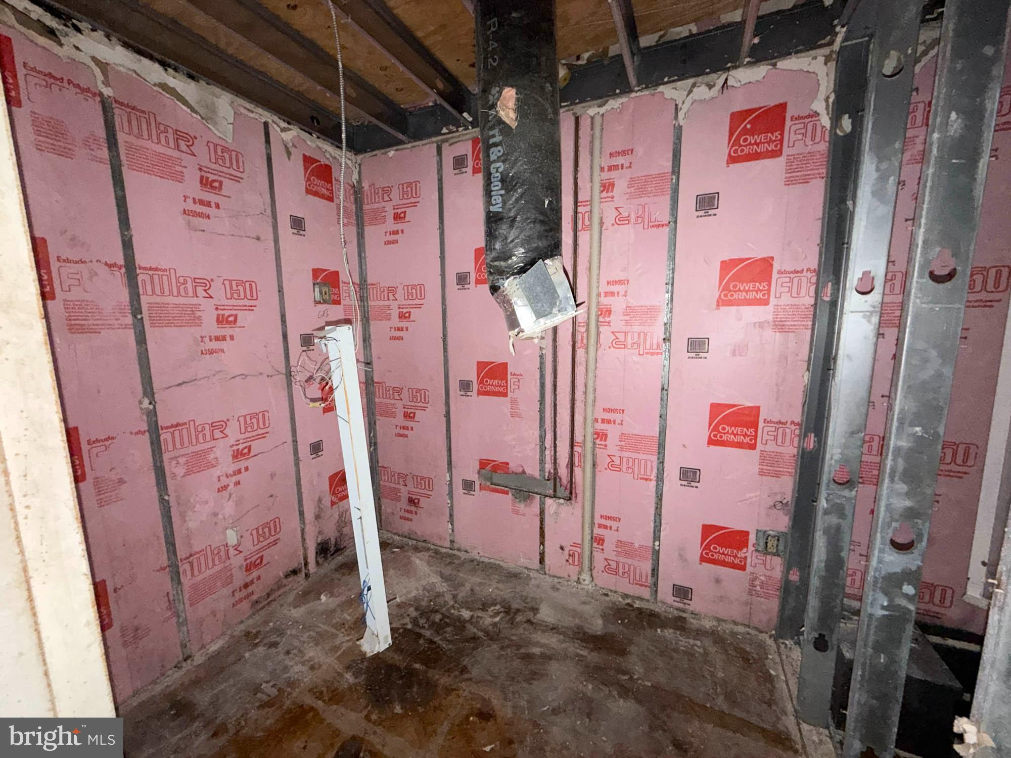 OVERLEA - Commercial Sale