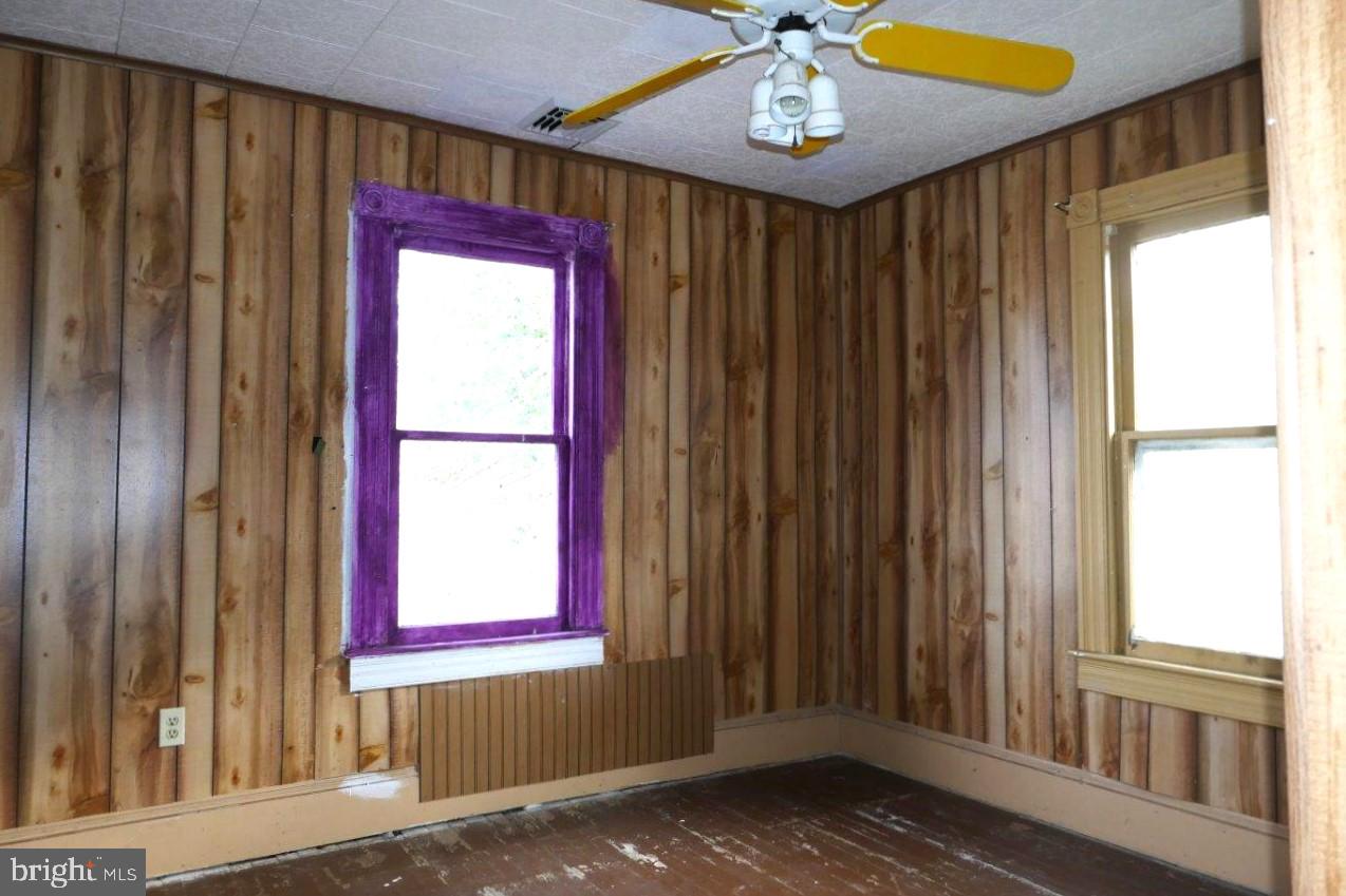 HURLOCK - Residential