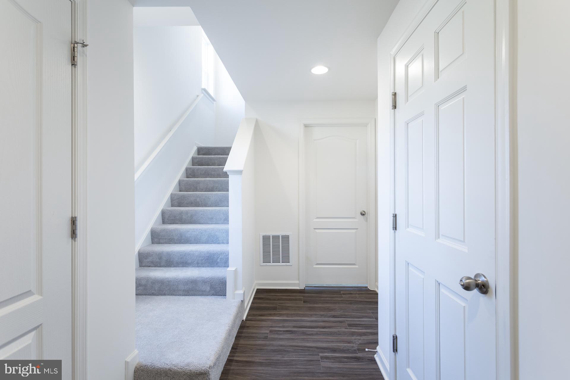 ARCHERS ROCK - Residential