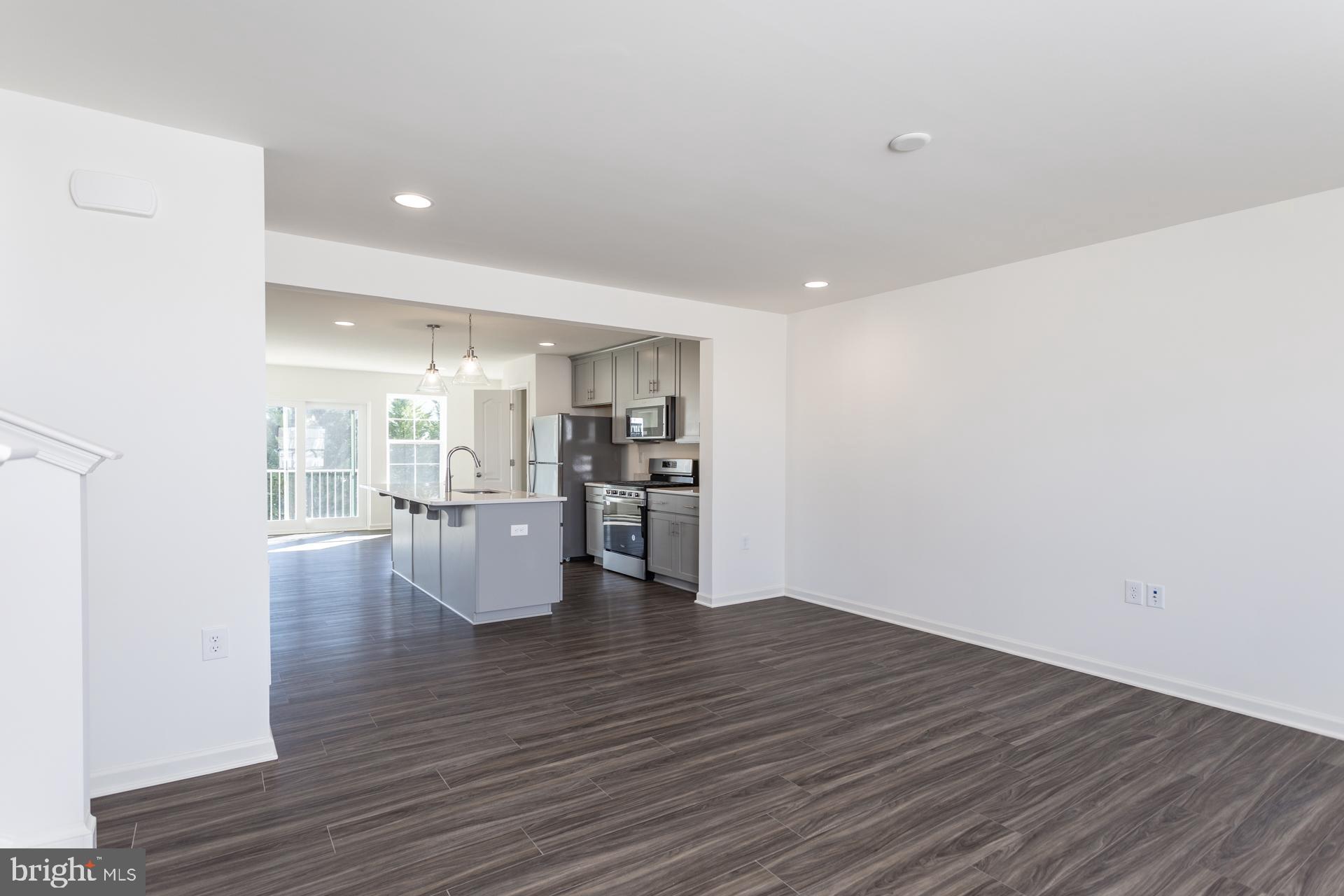 ARCHERS ROCK - Residential