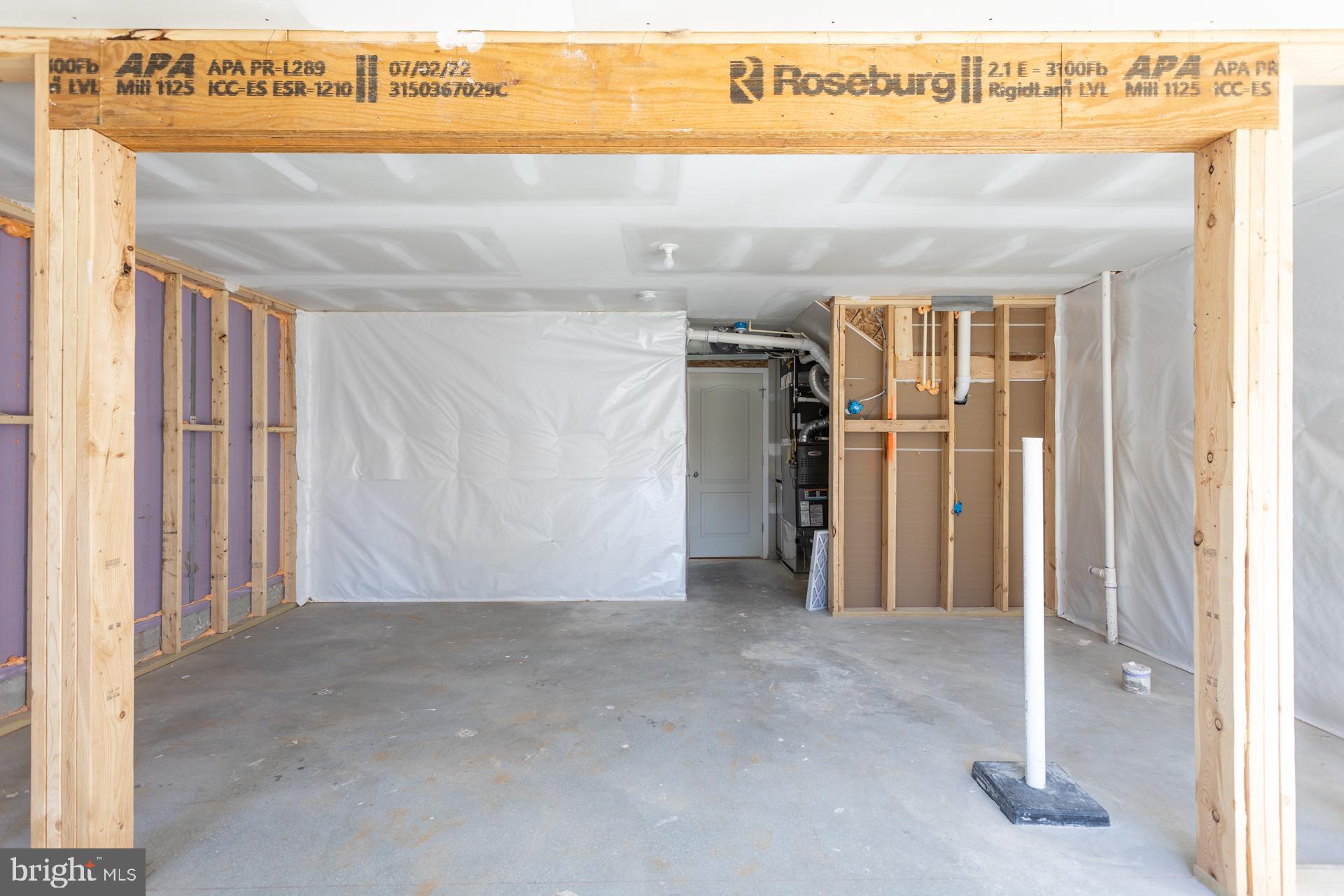 ARCHERS ROCK - Residential