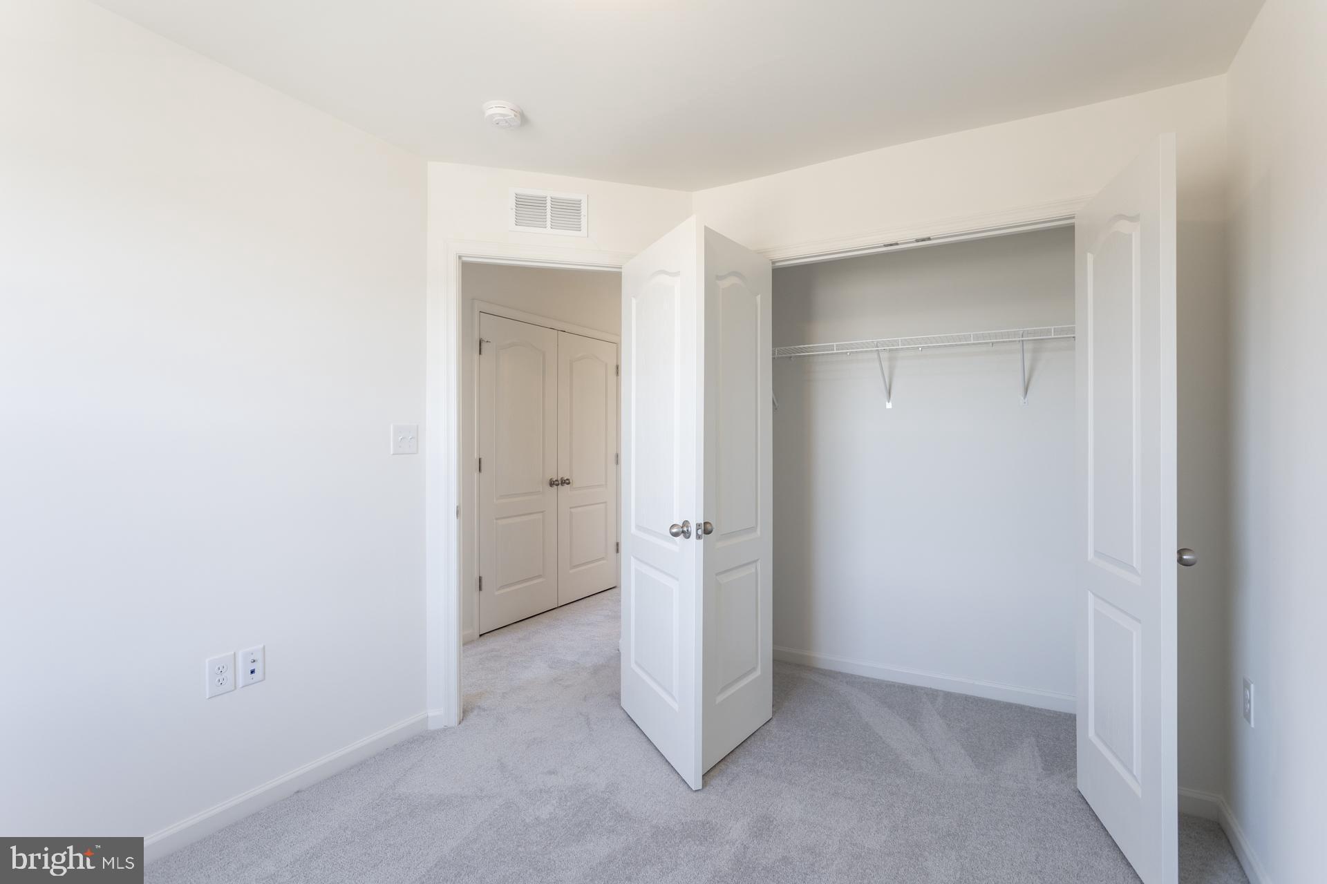 ARCHERS ROCK - Residential