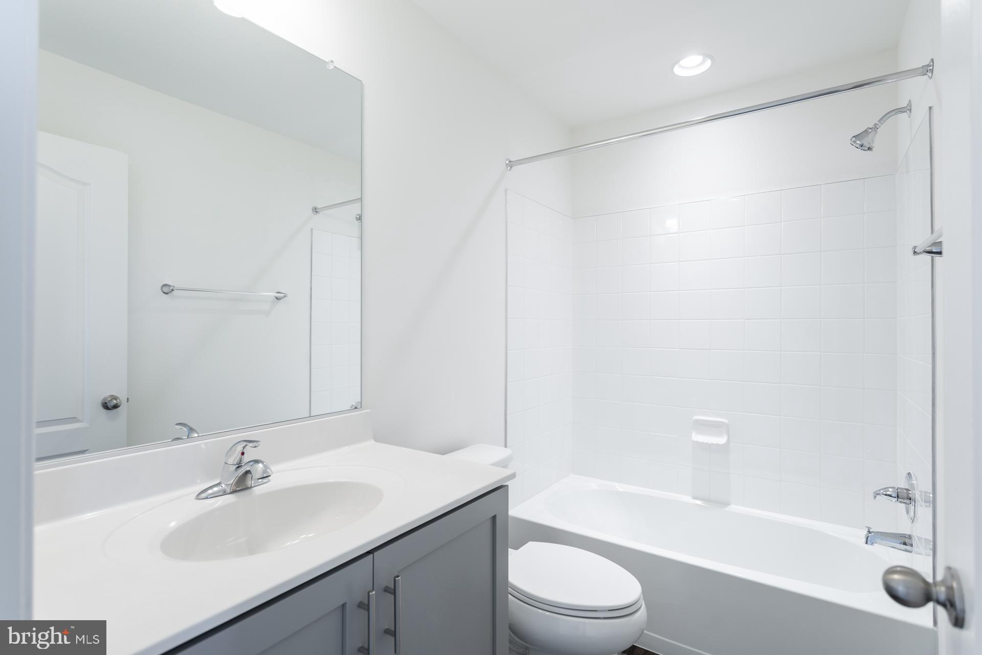 ARCHERS ROCK - Residential