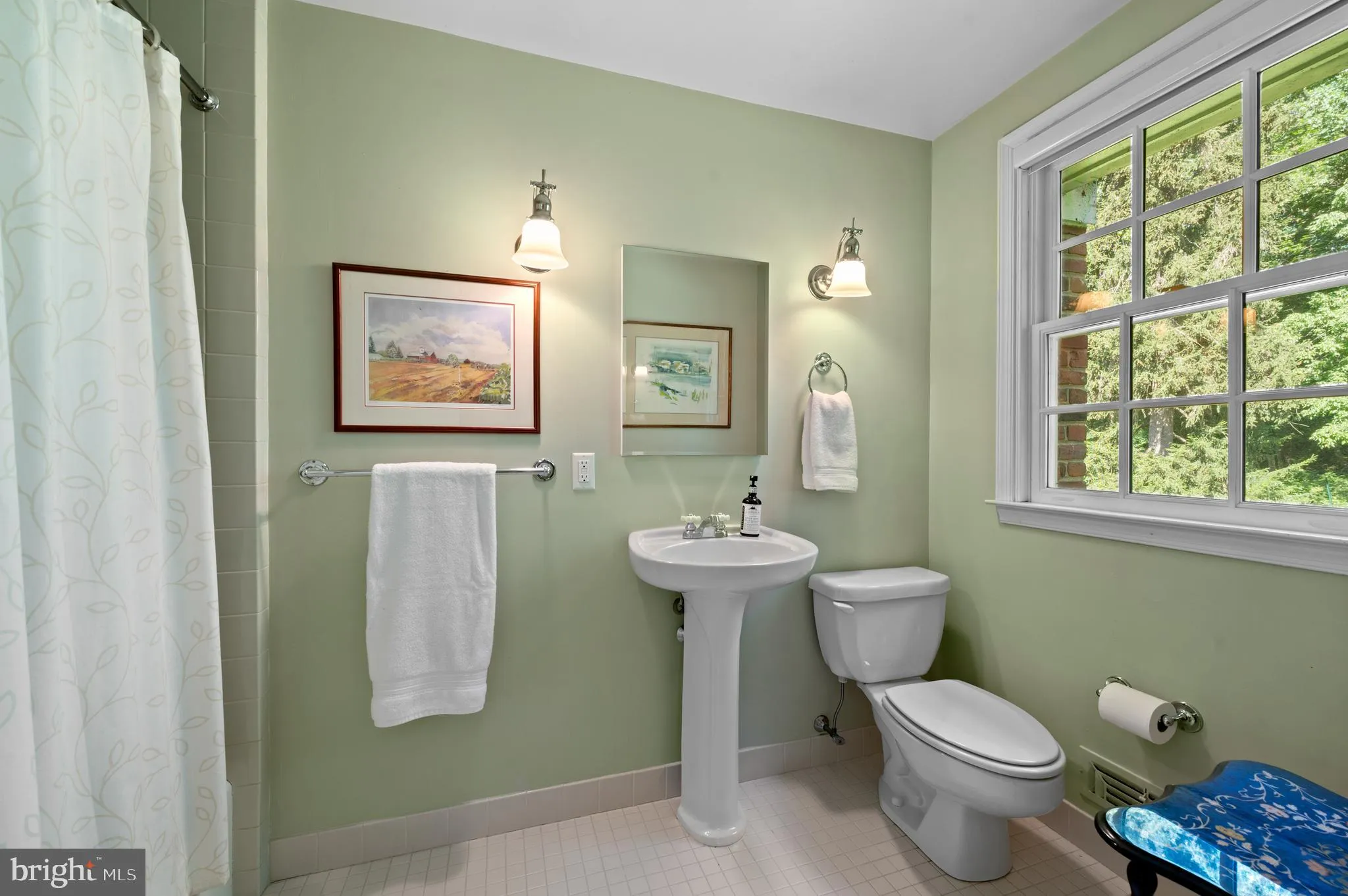 Wayne, Pennsylvania 19087, United States, 5 Bedrooms Bedrooms, ,5 BathroomsBathrooms,Residential,Pending,179774