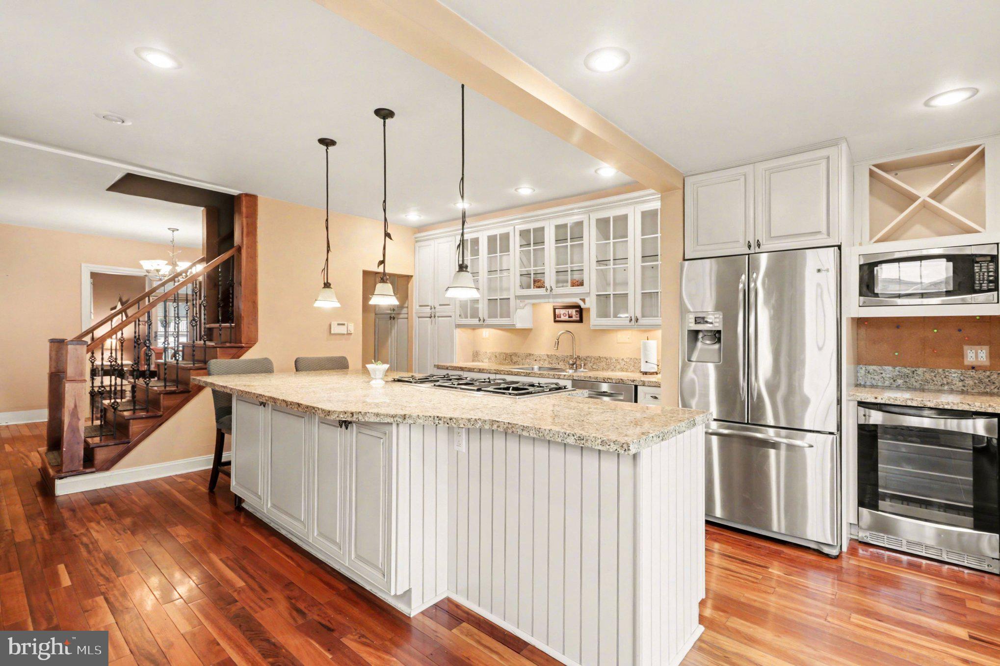 NEWPORT - Residential