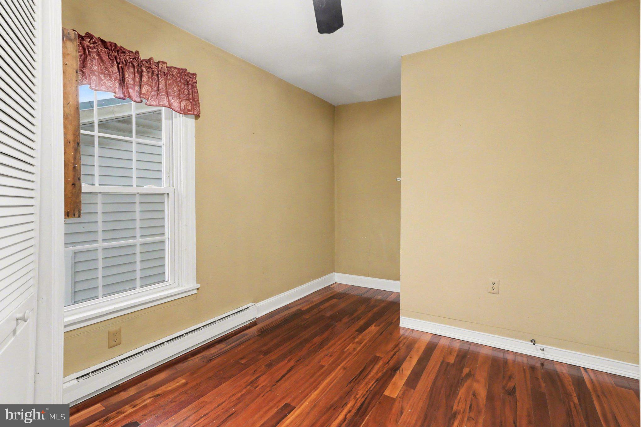 NEWPORT - Residential