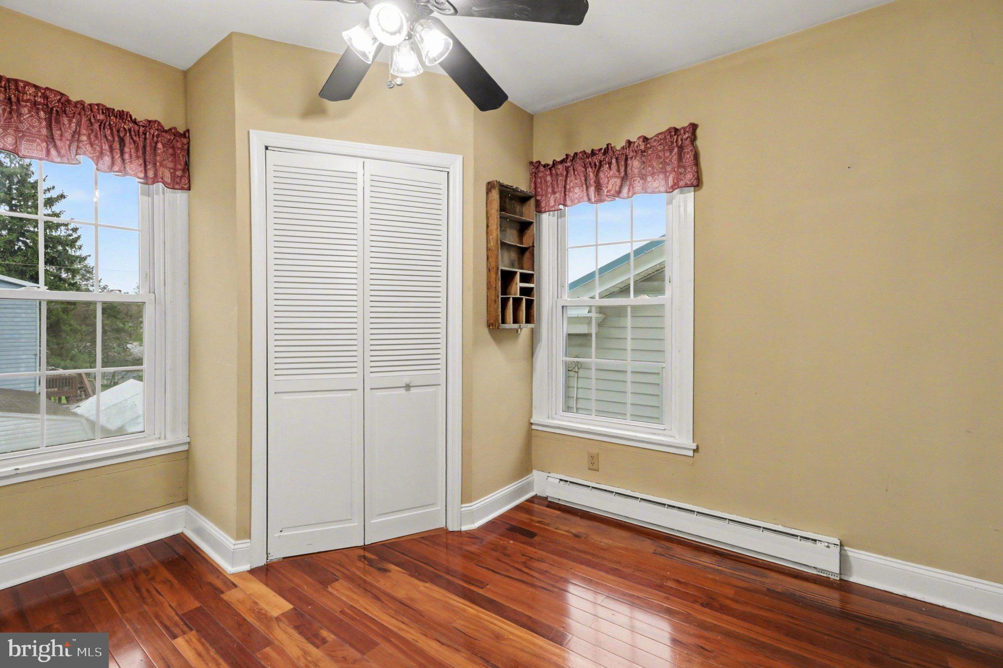 NEWPORT - Residential