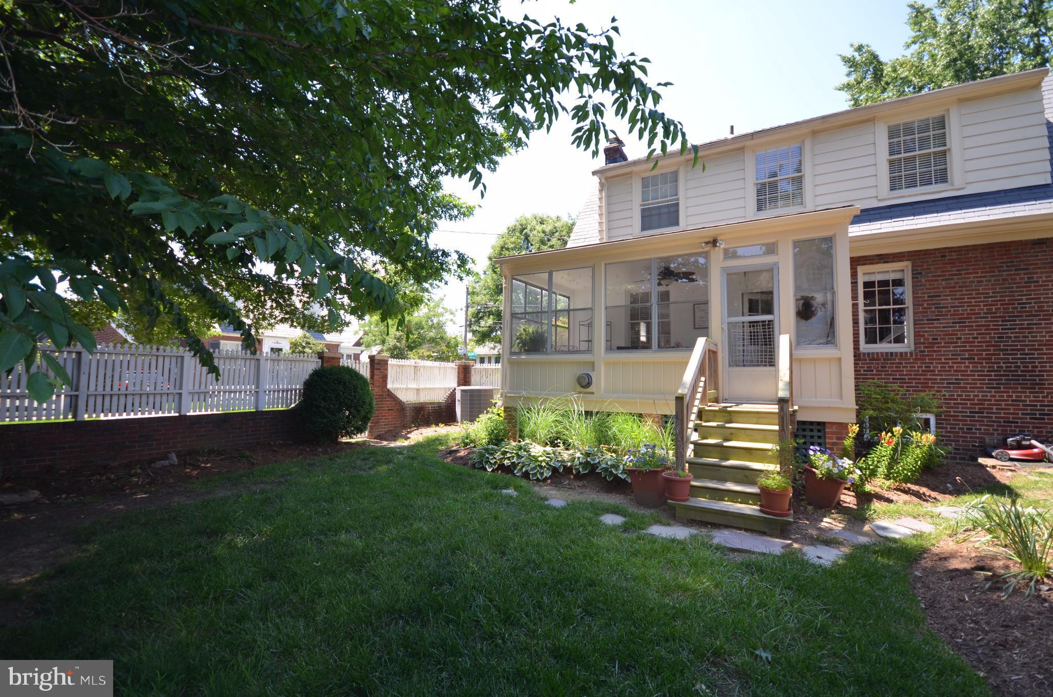 GEORGE WASHINGTON PARK - Residential Lease