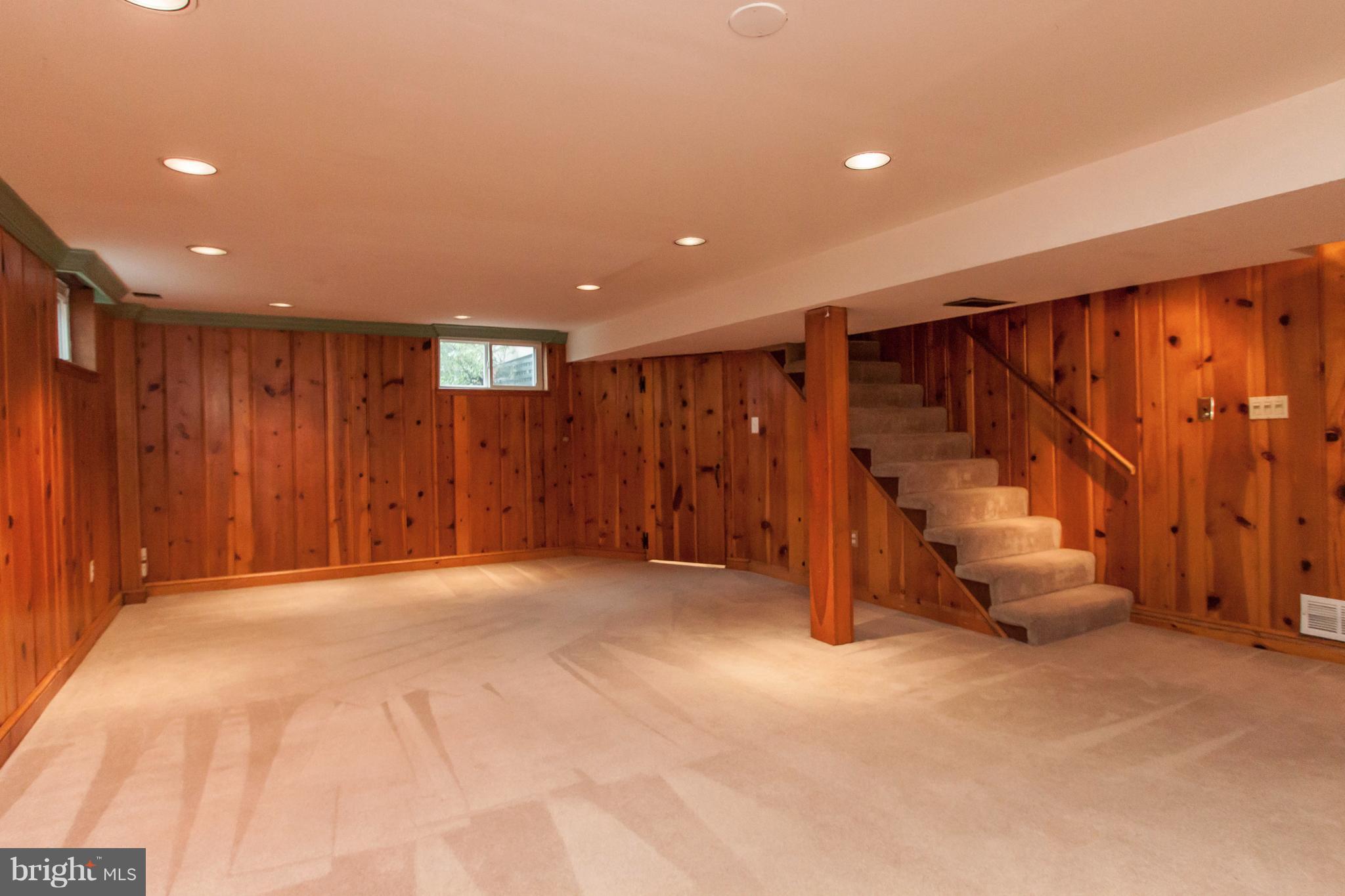 GEORGE WASHINGTON PARK - Residential Lease