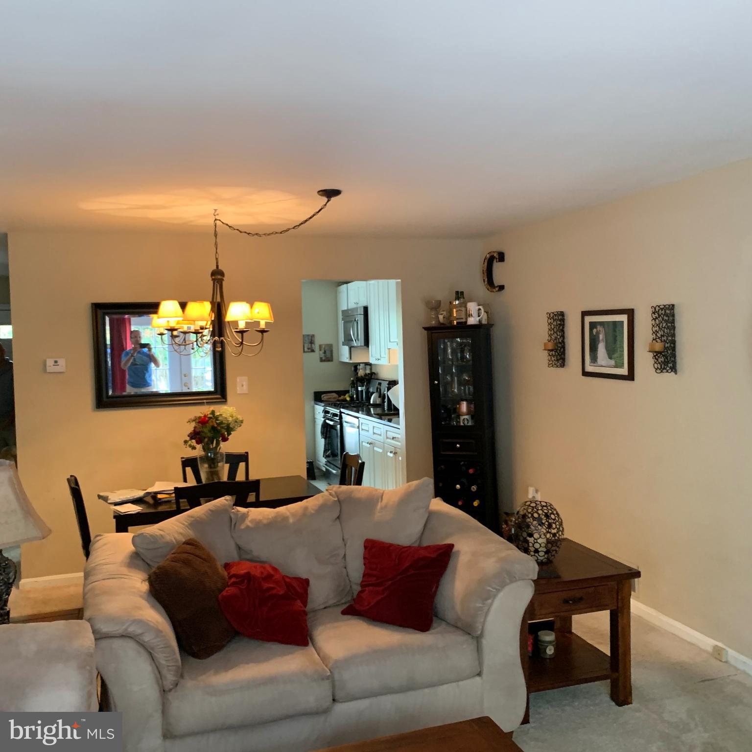 HAYFIELD ESTATES - Residential Lease