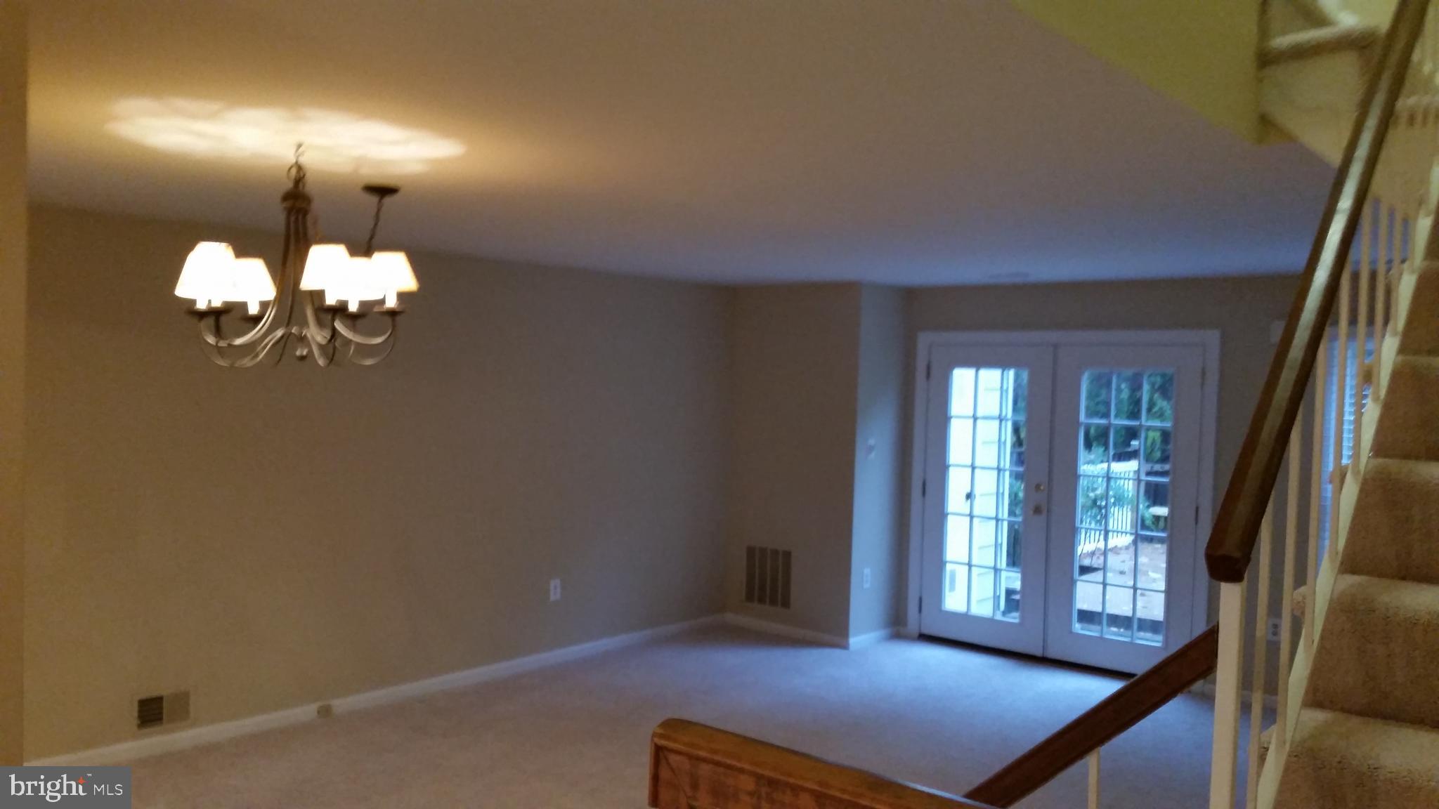 HAYFIELD ESTATES - Residential Lease