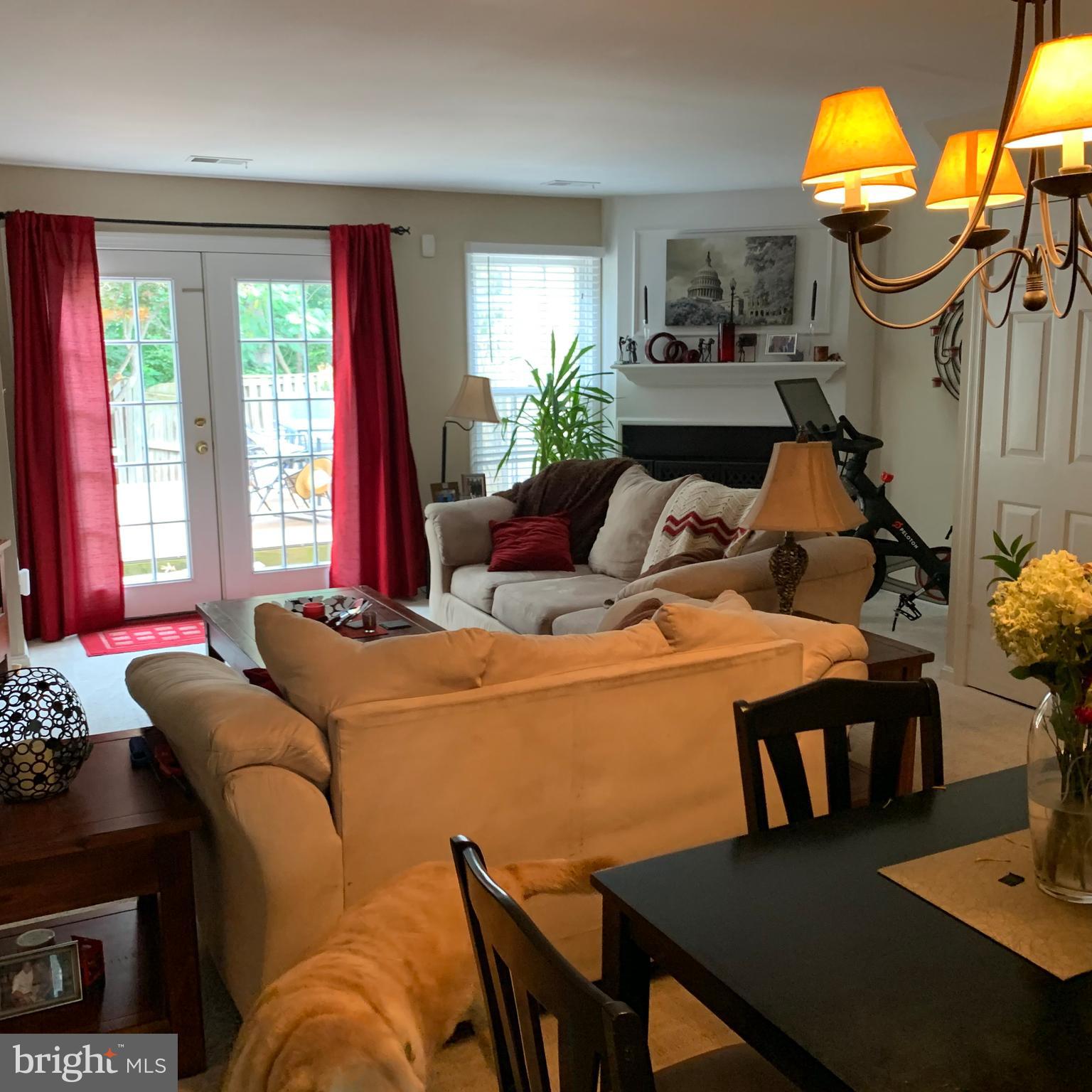 HAYFIELD ESTATES - Residential Lease