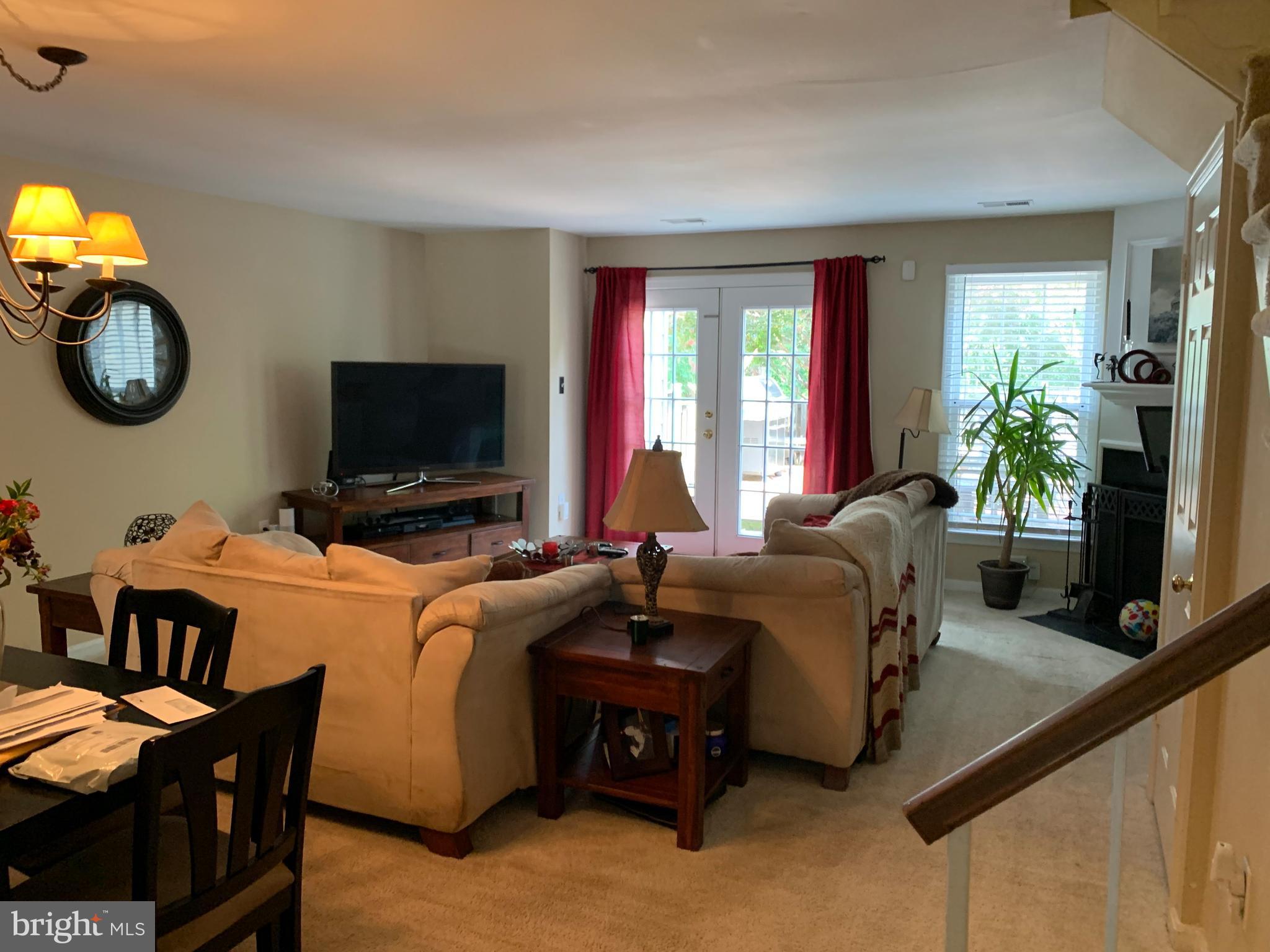 HAYFIELD ESTATES - Residential Lease