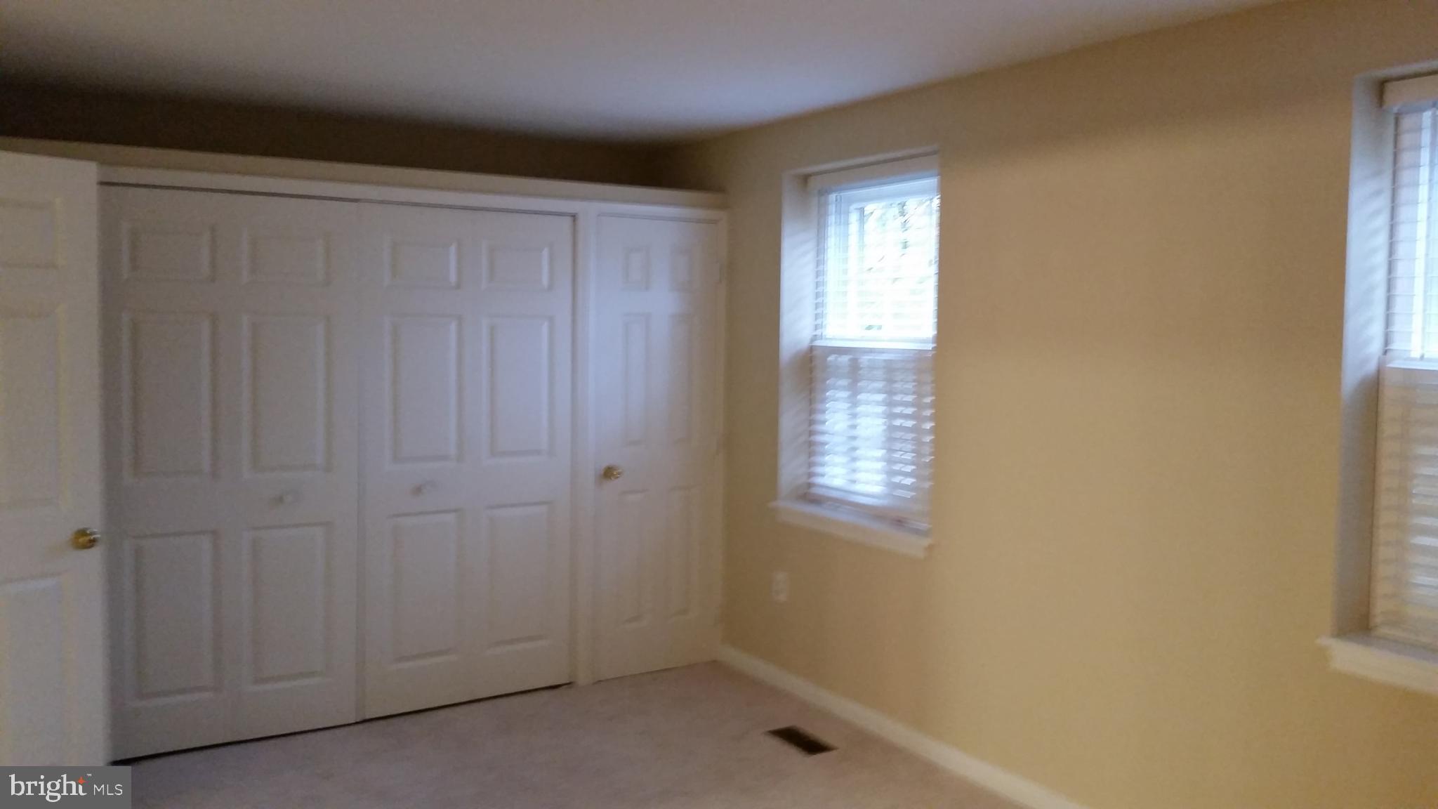 HAYFIELD ESTATES - Residential Lease