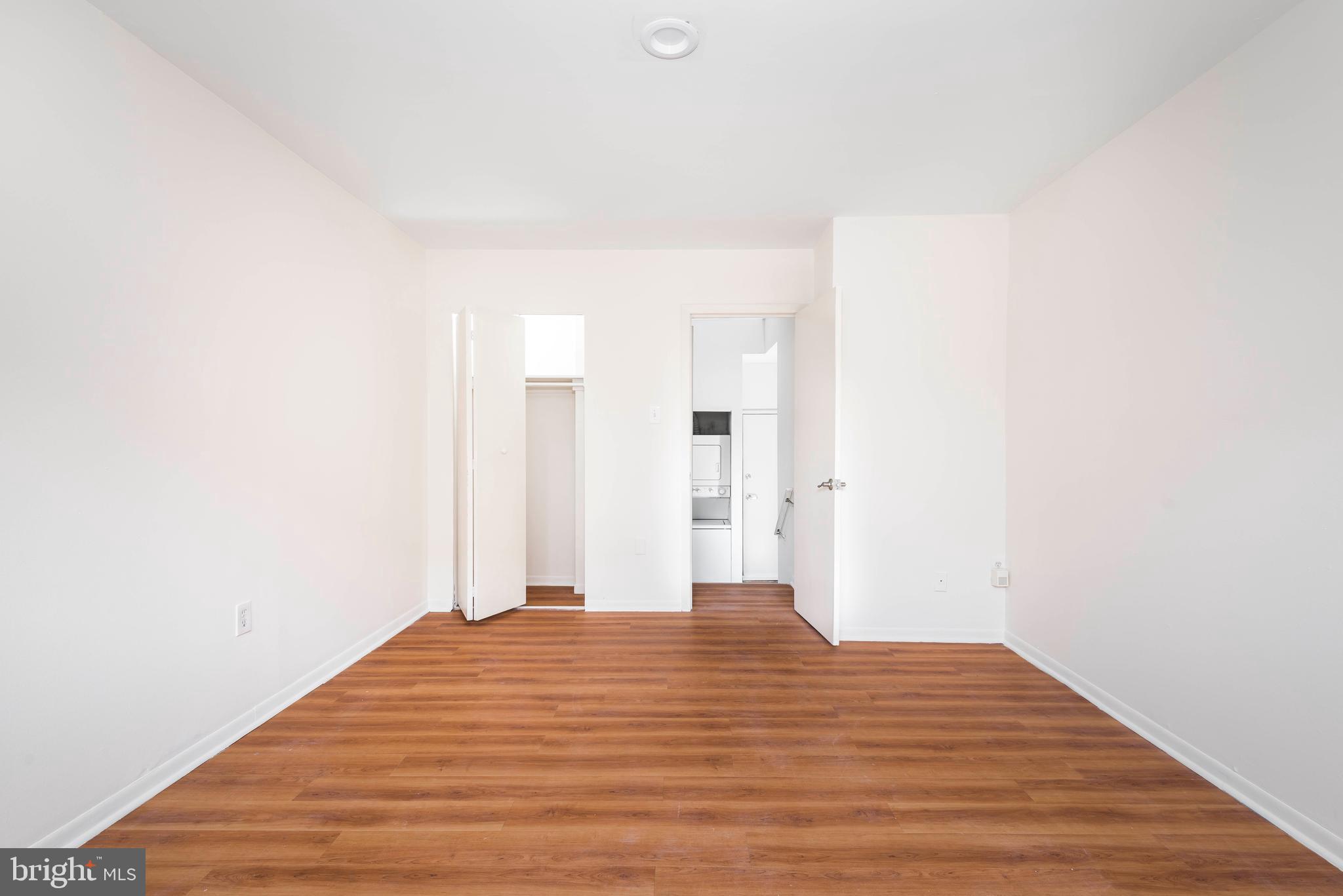 GRADUATE HOSPITAL - Residential Lease