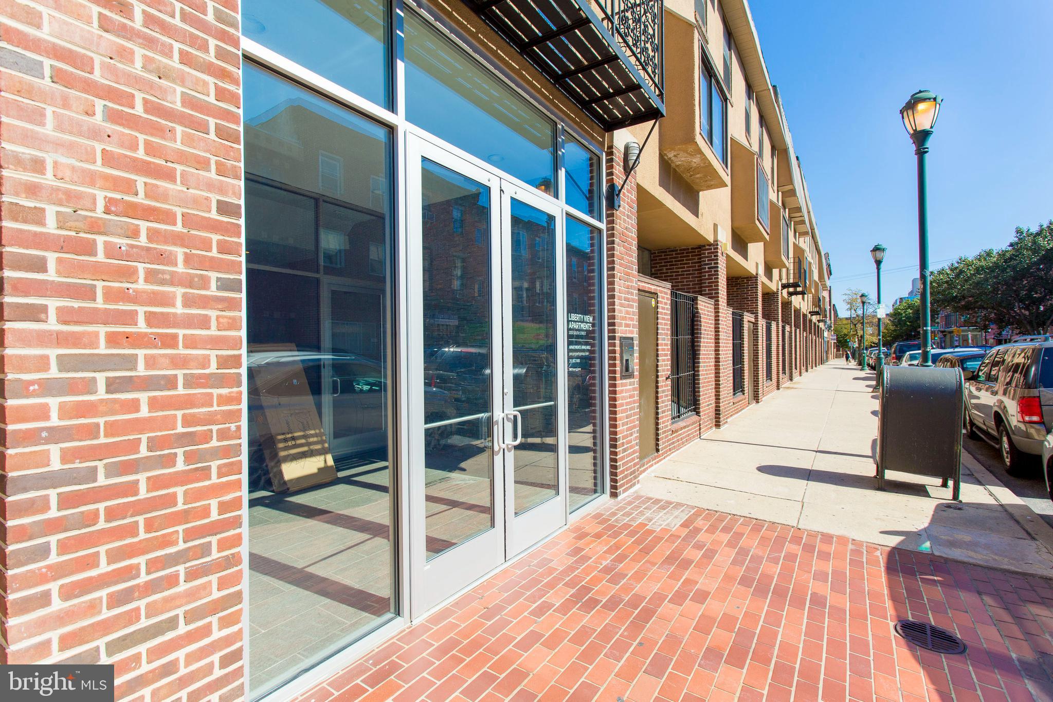 GRADUATE HOSPITAL - Residential Lease