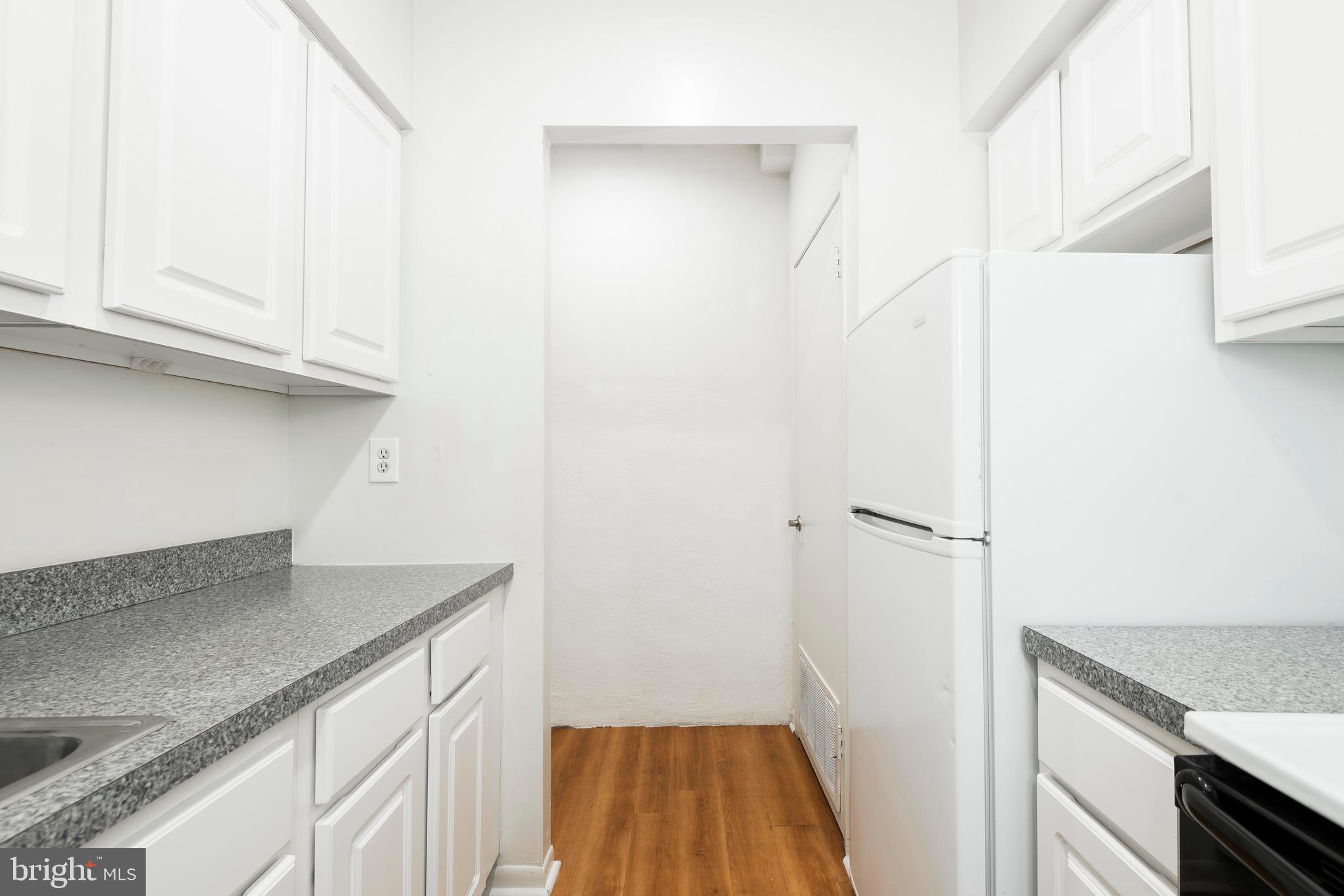 GRADUATE HOSPITAL - Residential Lease