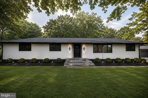 26 Bentley Road, Monroe Township, NJ MLS: NJMX2012480