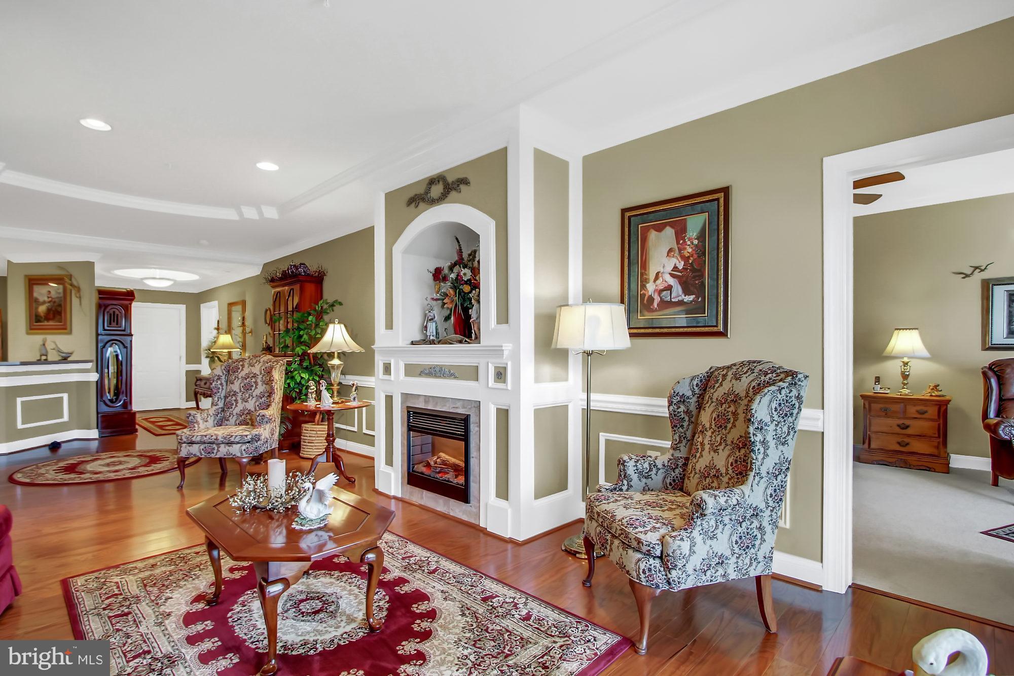 WATERS EDGE - Residential